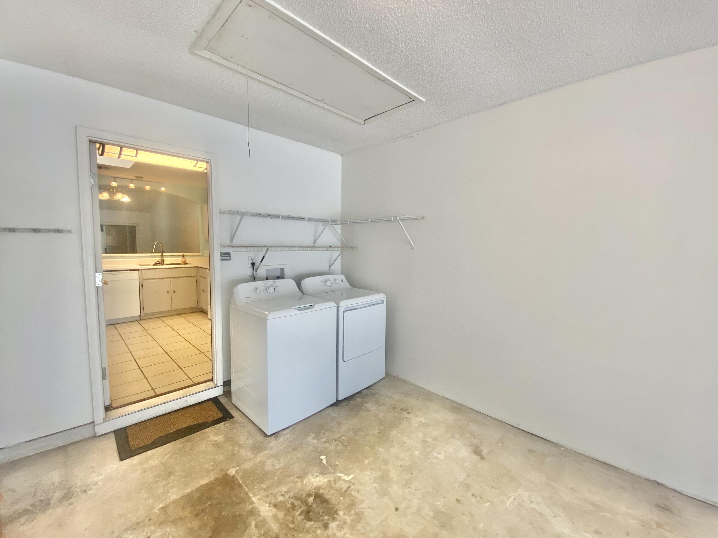 NAVARRE S/D 1ST ADDN - Residential