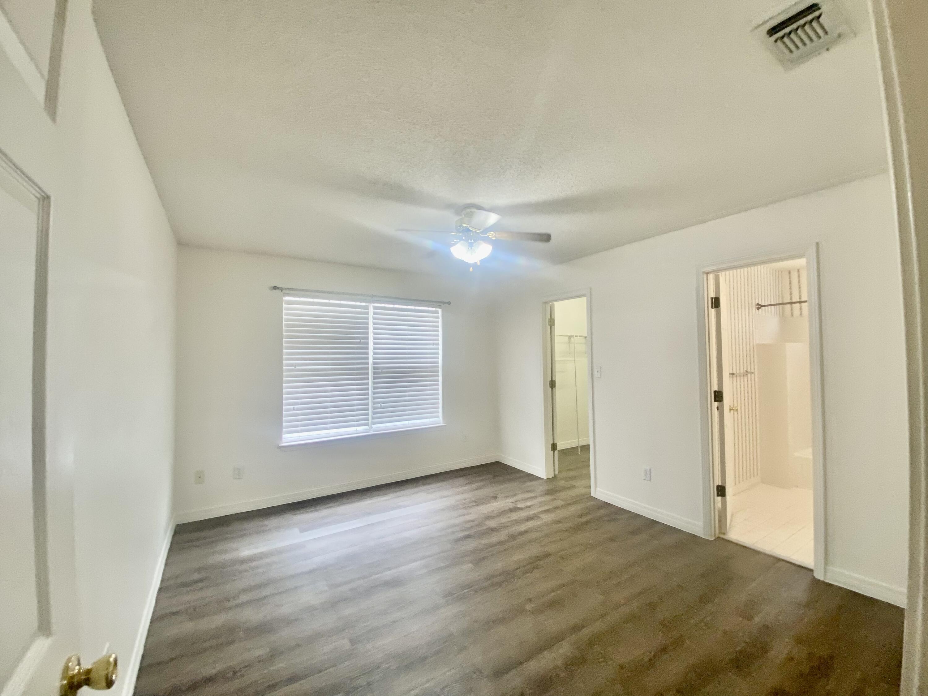 NAVARRE S/D 1ST ADDN - Residential