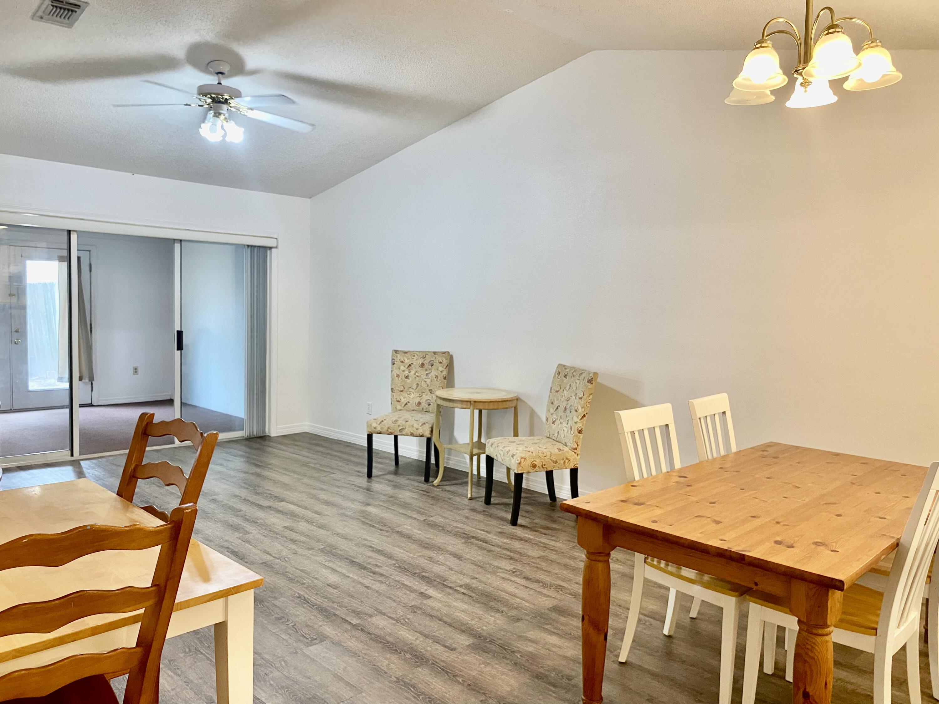 NAVARRE S/D 1ST ADDN - Residential