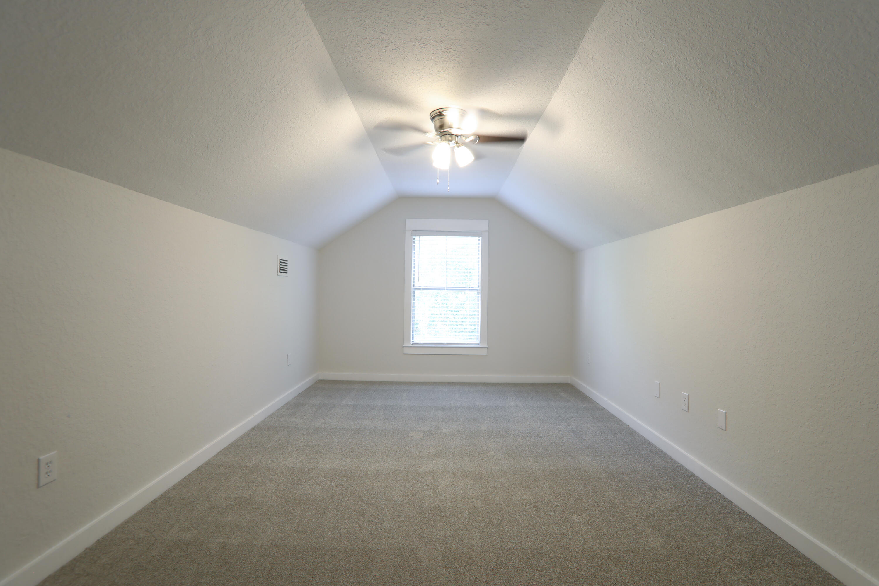 OAKWOOD HILLS UNIT 1 - Residential