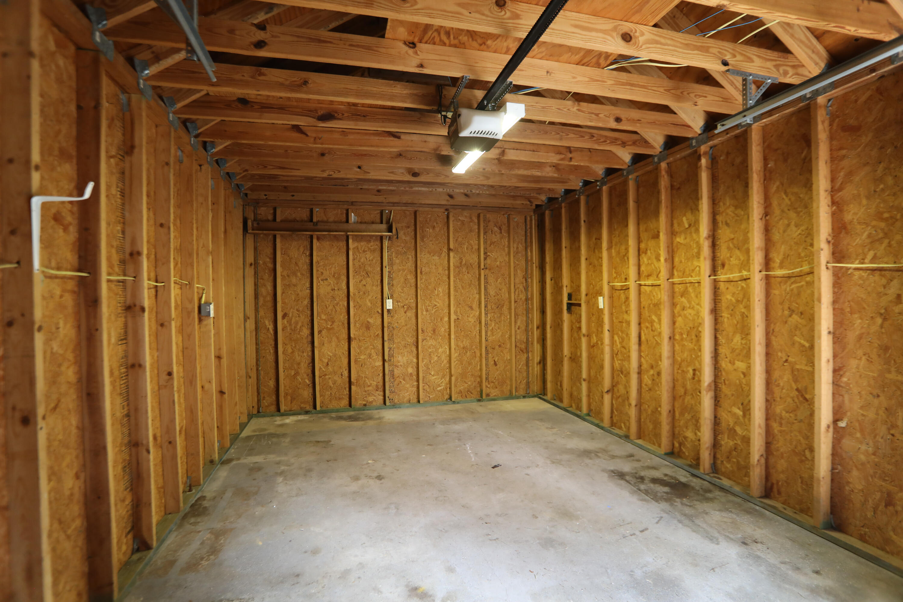 OAKWOOD HILLS UNIT 1 - Residential