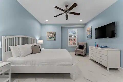 ONE TWENTY FIVE CRYSTAL BEACH DRIVE - Residential