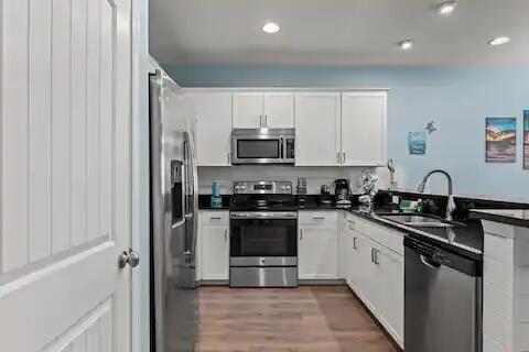 ONE TWENTY FIVE CRYSTAL BEACH DRIVE - Residential