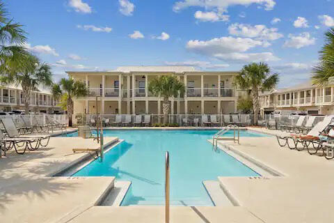 ONE TWENTY FIVE CRYSTAL BEACH DRIVE - Residential