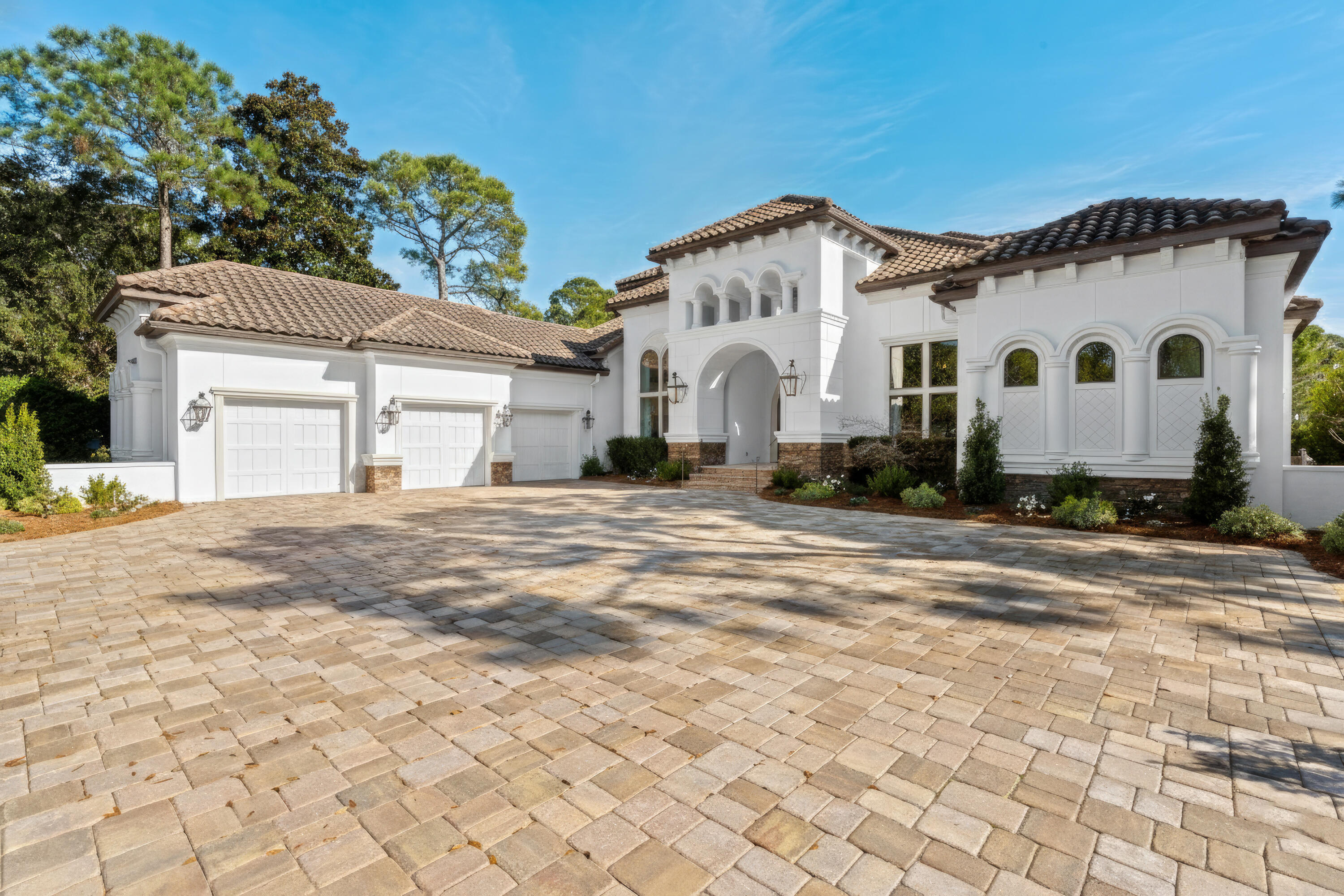 Burnt Pine - Residential