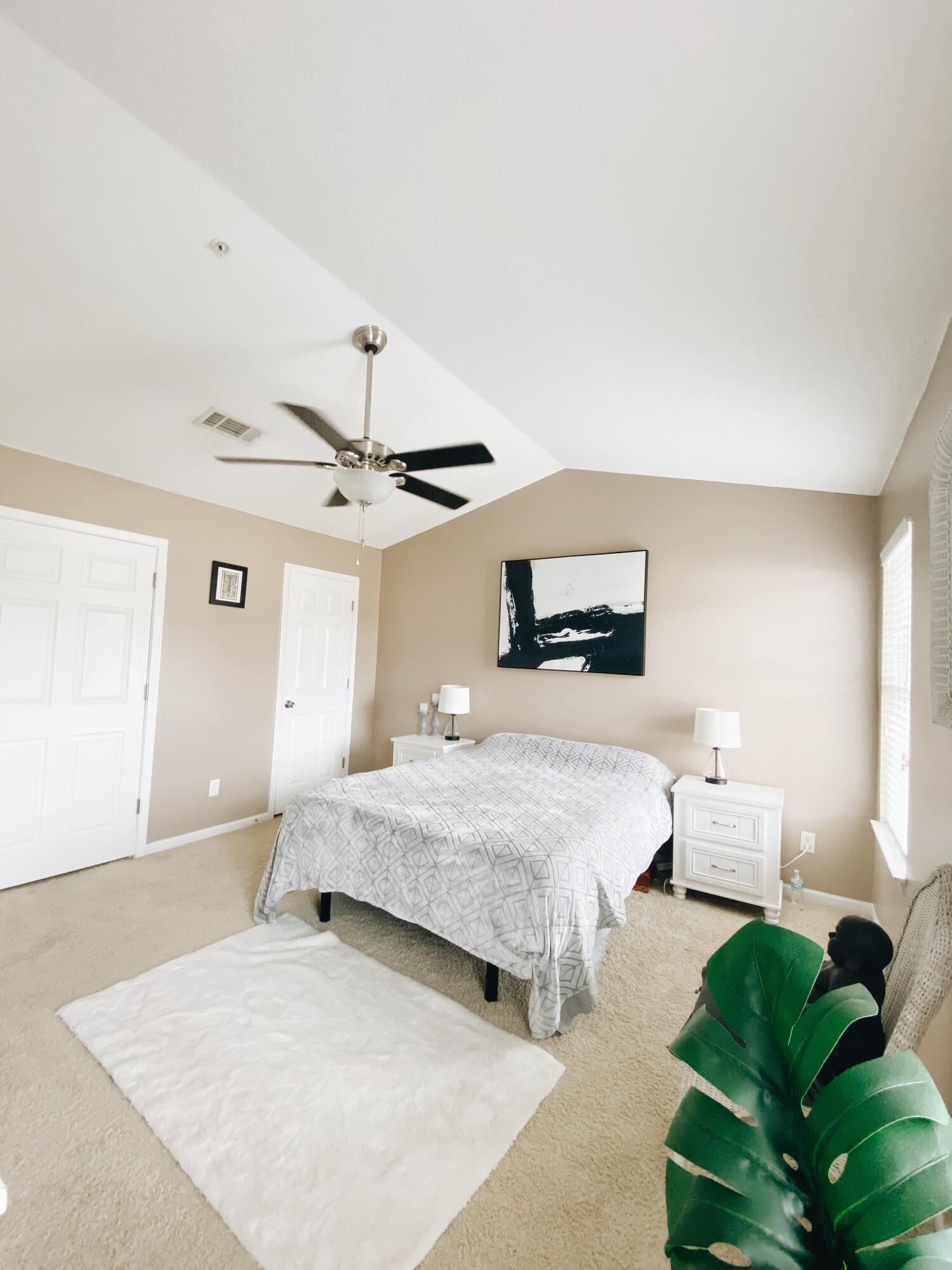 ROLLING PINES - Residential