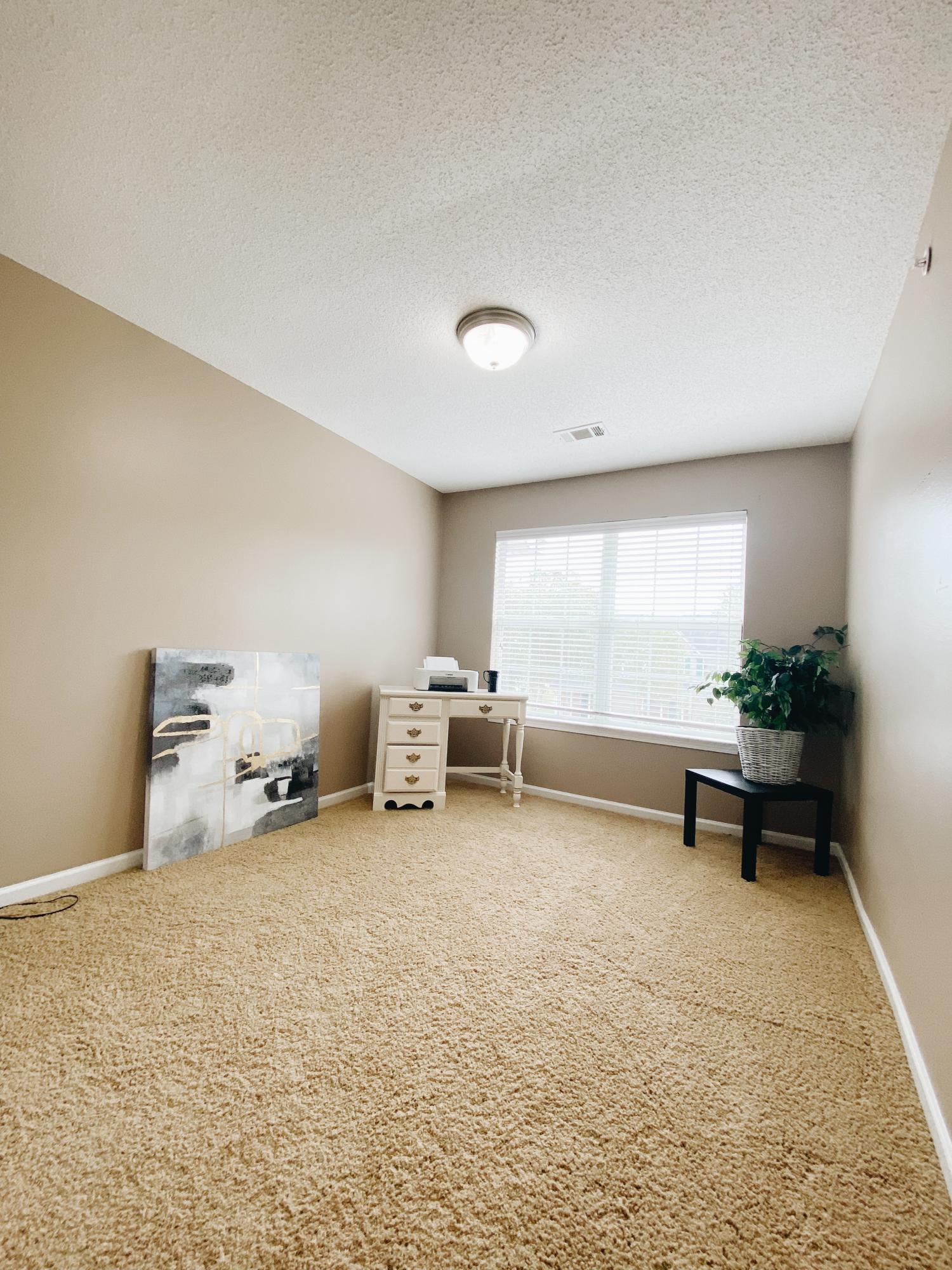 ROLLING PINES - Residential