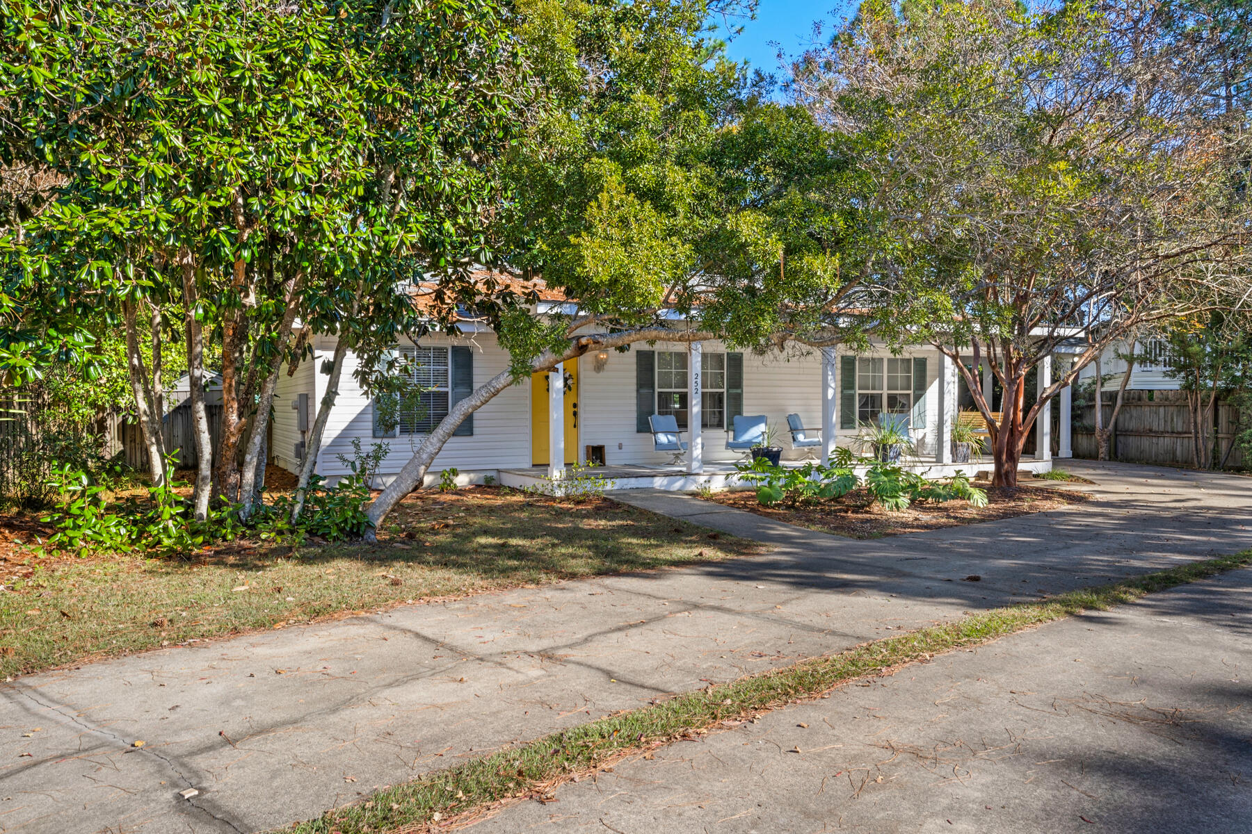 PALMETTO PLANTATION - Residential