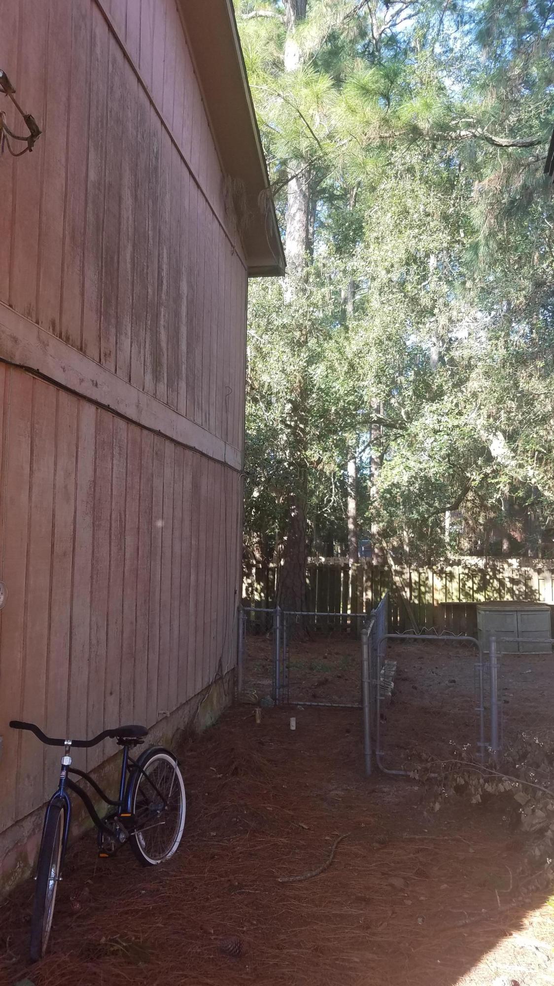 PINE SHADOWS T/H 1ST ADDN - Residential