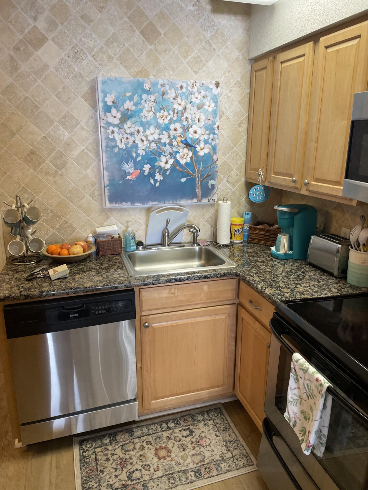 BAYSIDE VILLAS CONDO - Residential