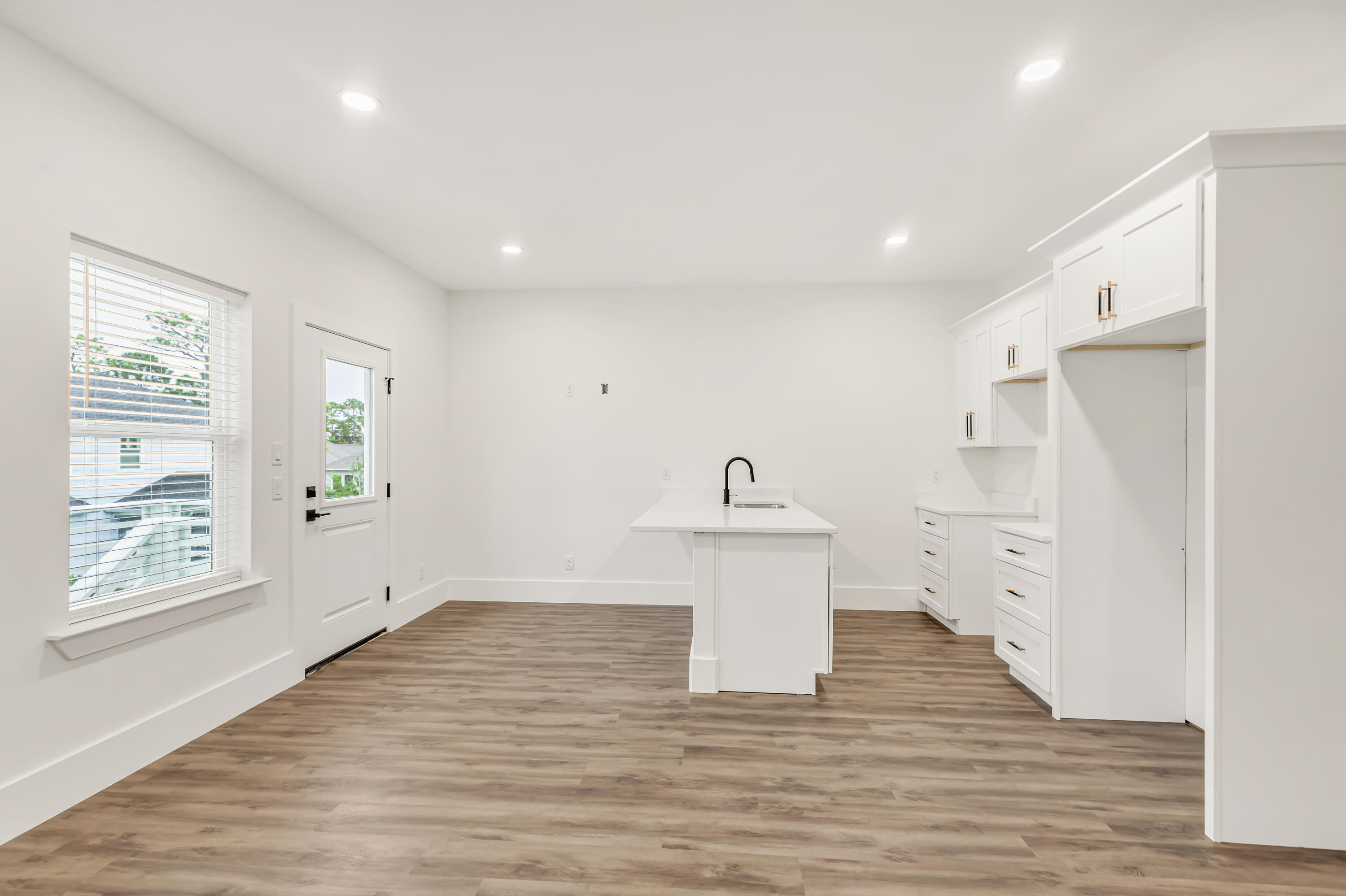 SHELTER COVE ESTATES - Residential