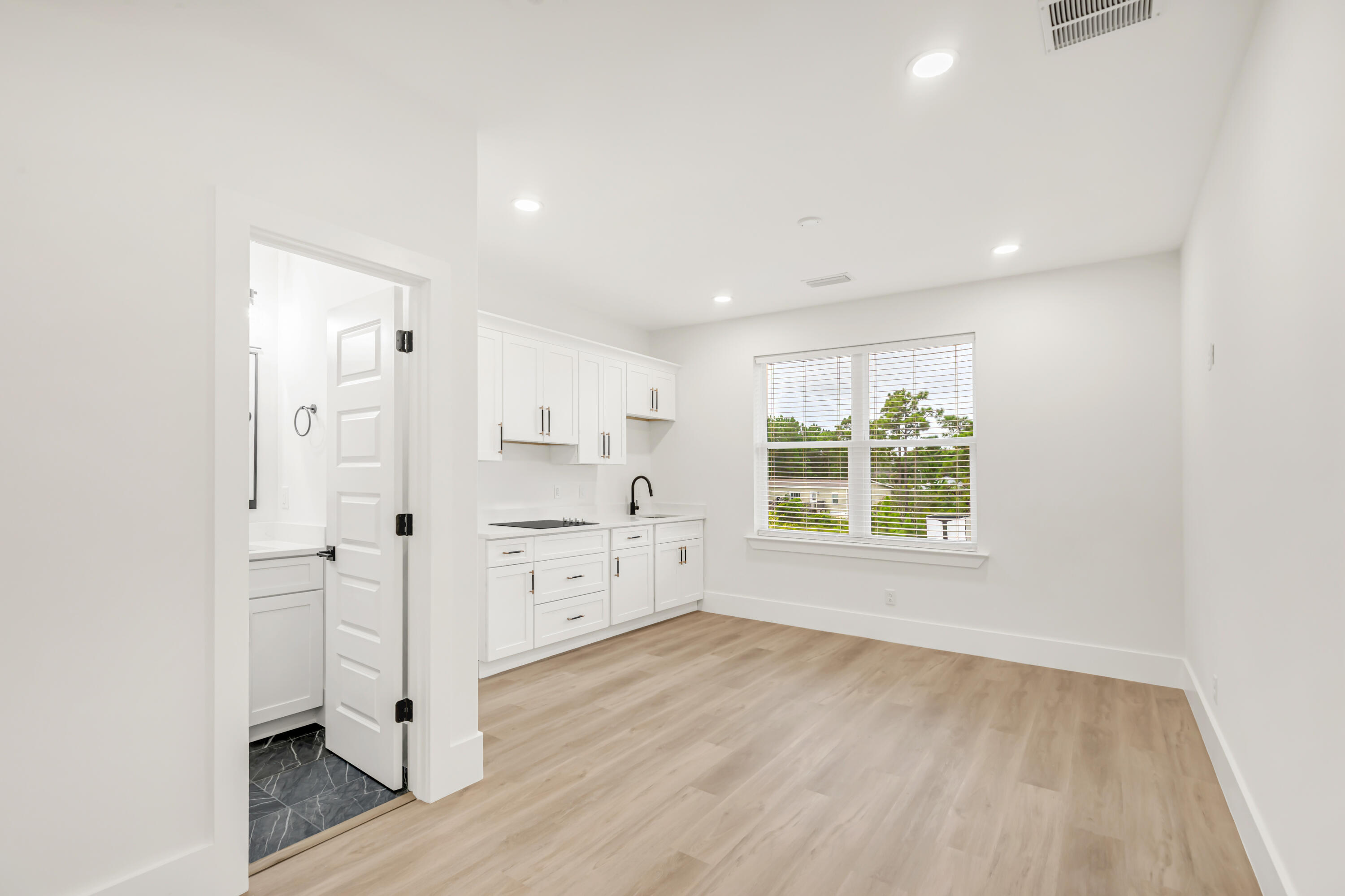 SHELTER COVE ESTATES - Residential