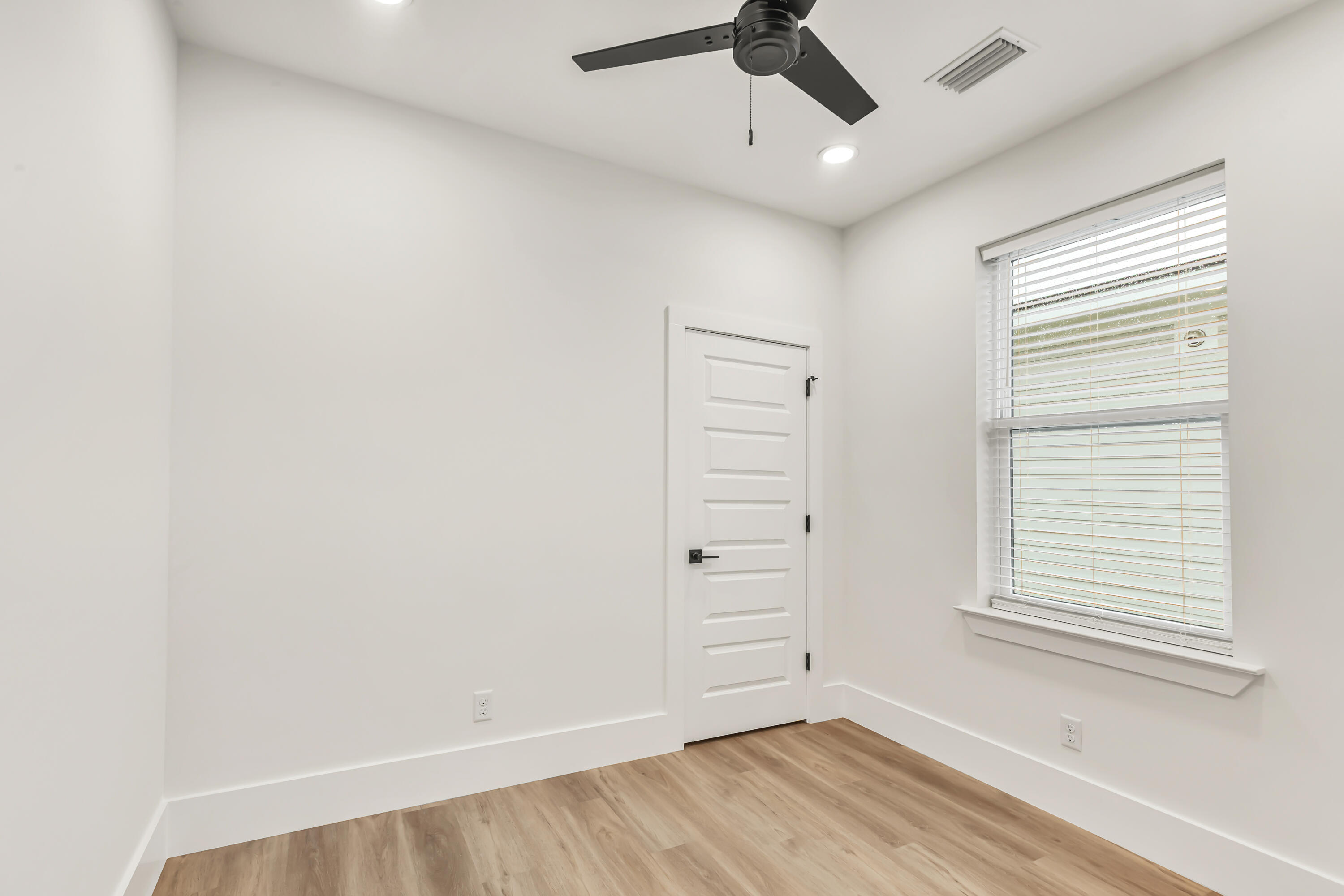 SHELTER COVE ESTATES - Residential