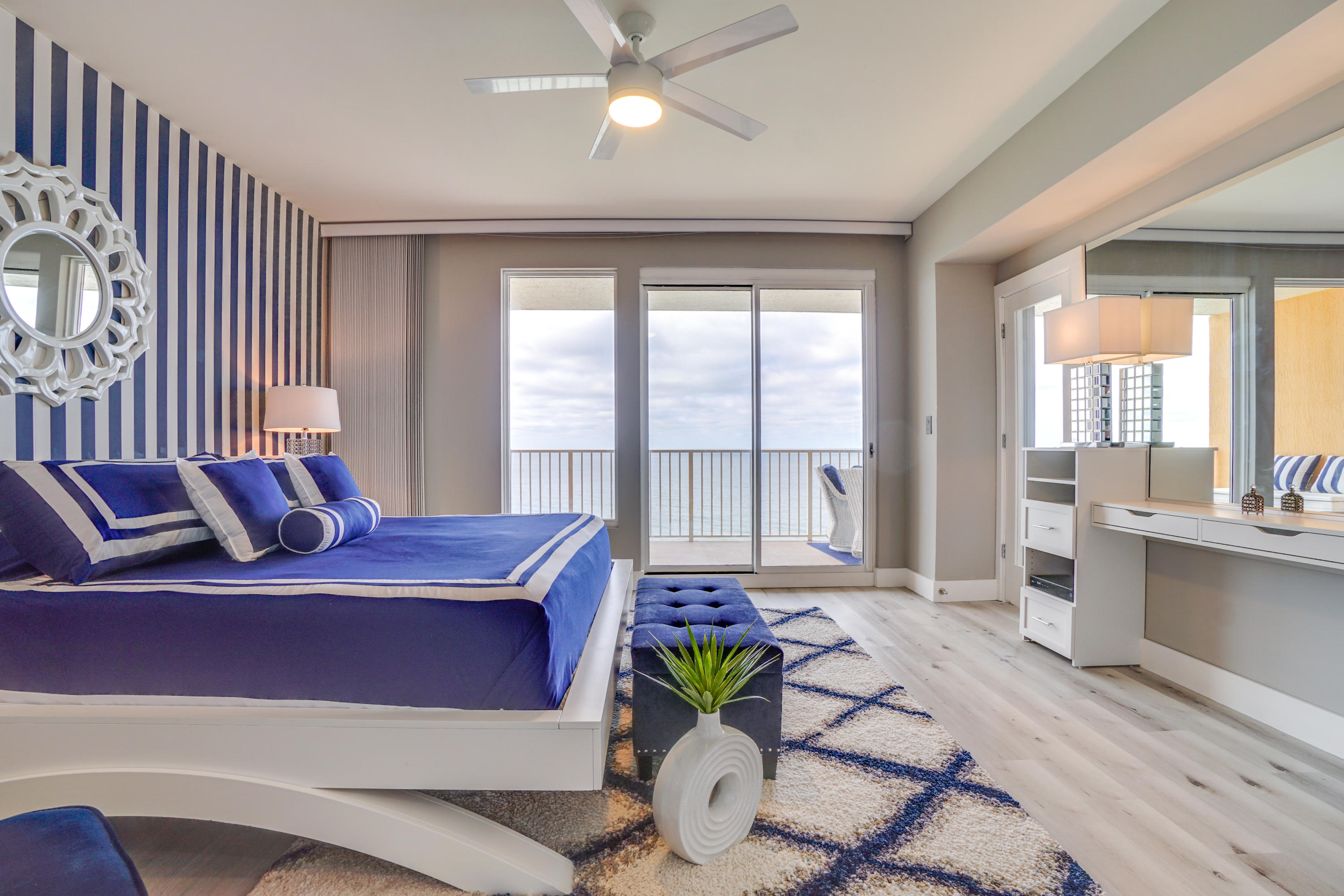 TREASURE ISLAND - Residential