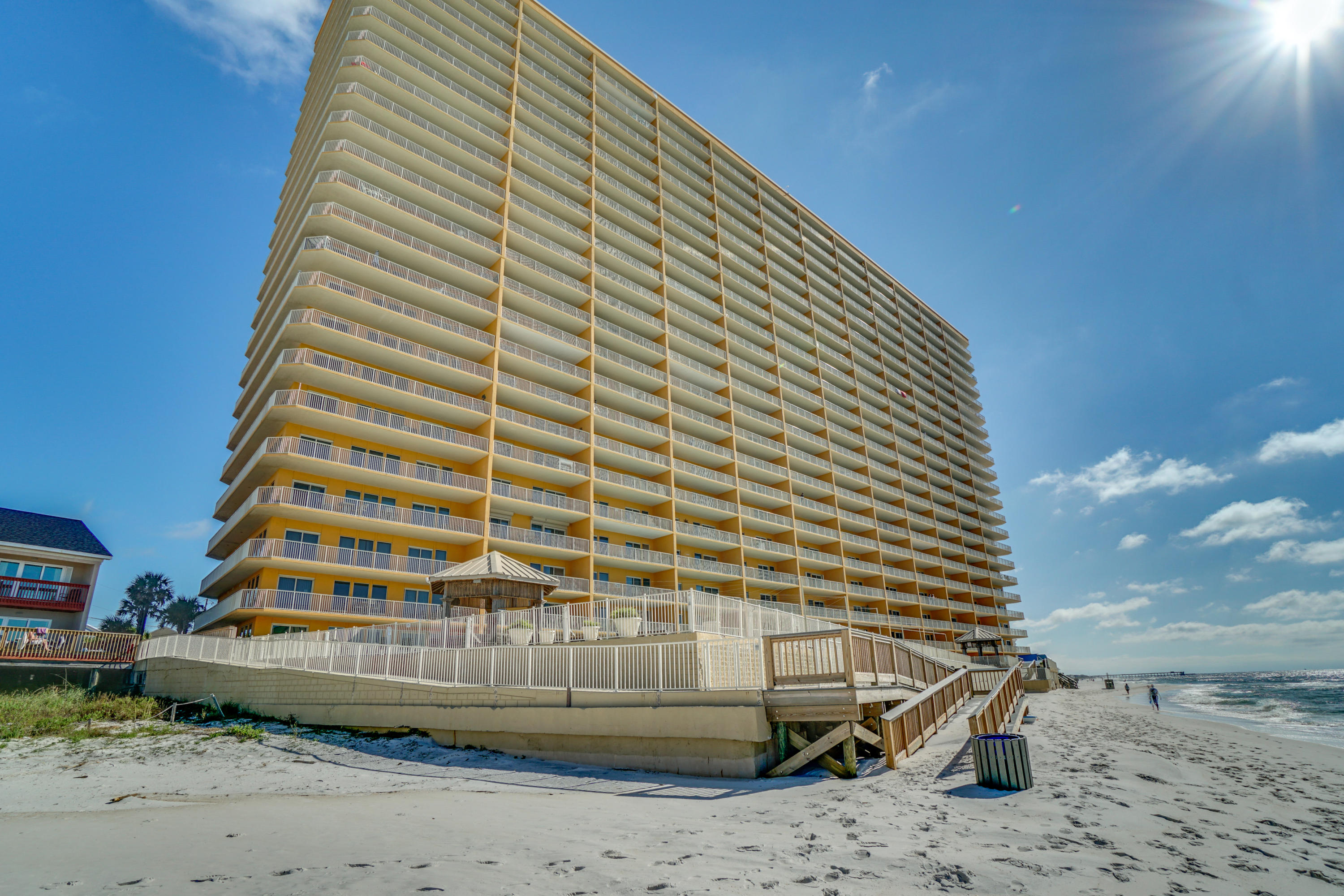 TREASURE ISLAND - Residential