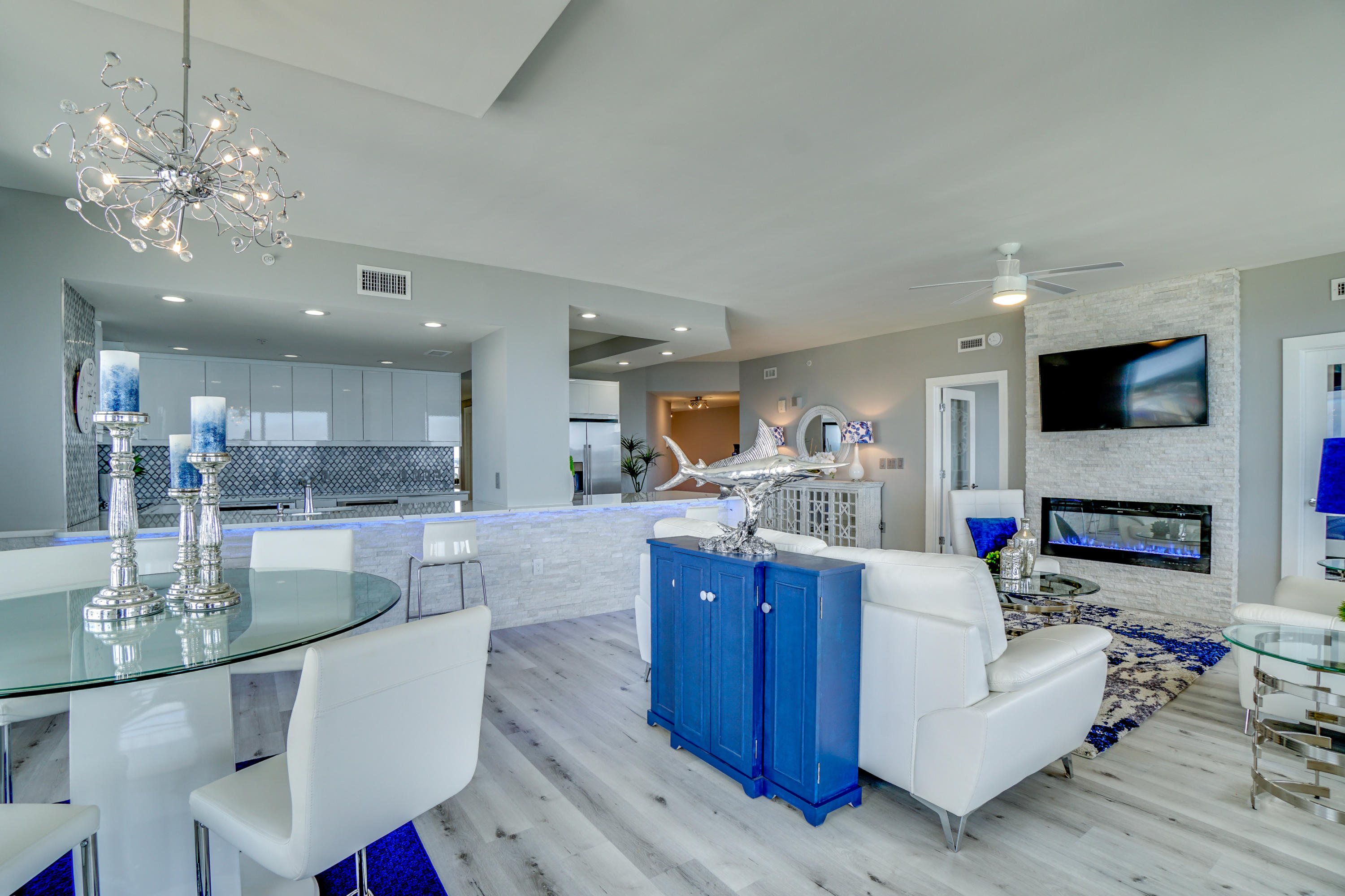 TREASURE ISLAND - Residential
