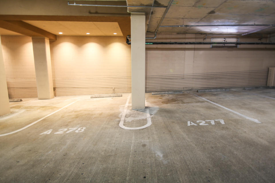 ONE WATER PLACE AT KELLY PLANTATION - Residential