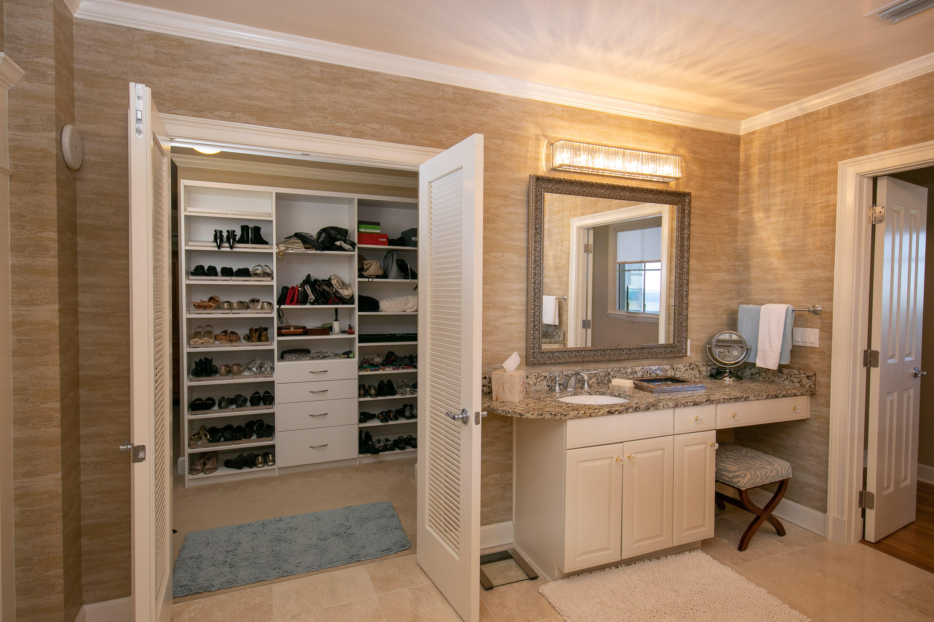 ONE WATER PLACE AT KELLY PLANTATION - Residential