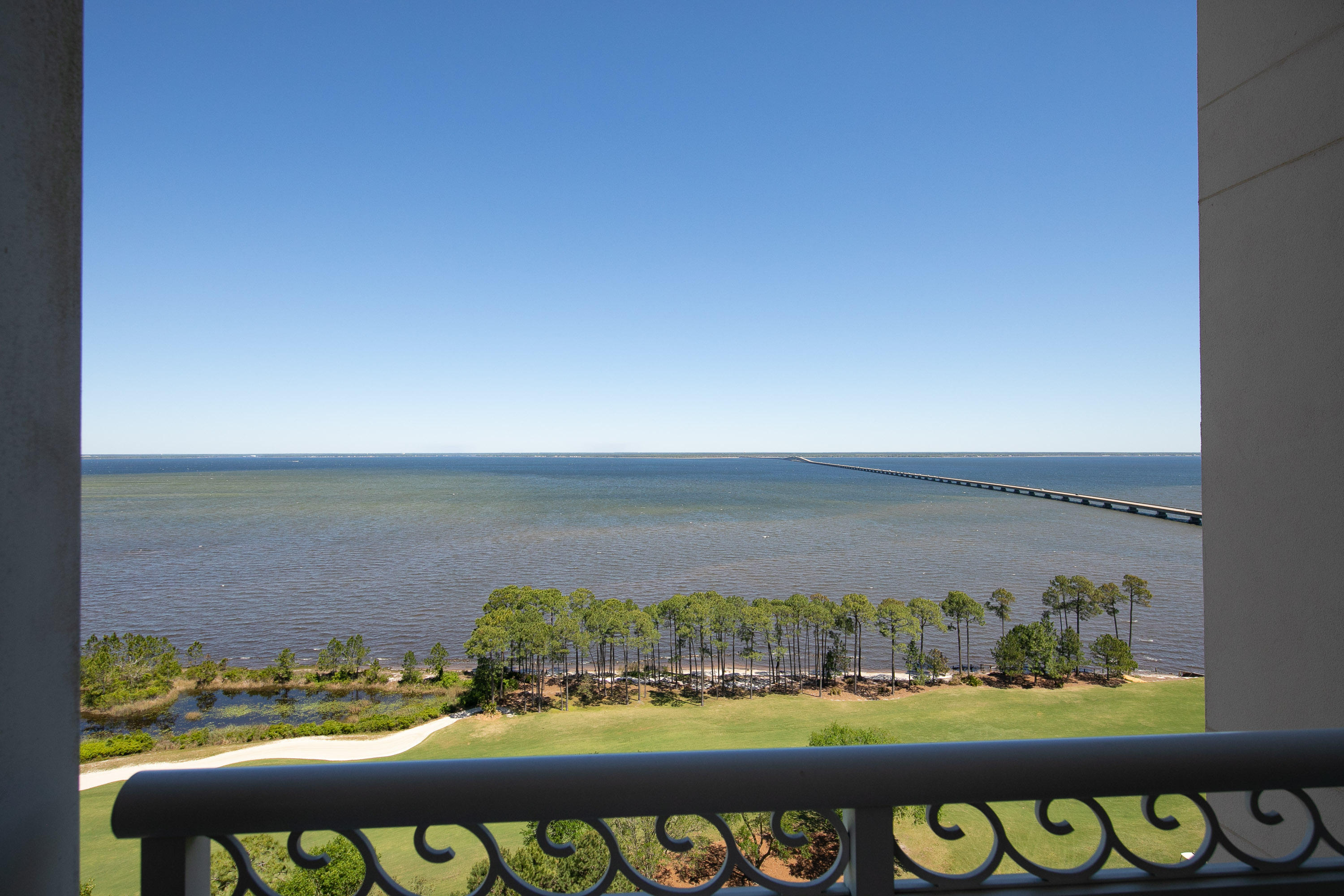 ONE WATER PLACE AT KELLY PLANTATION - Residential