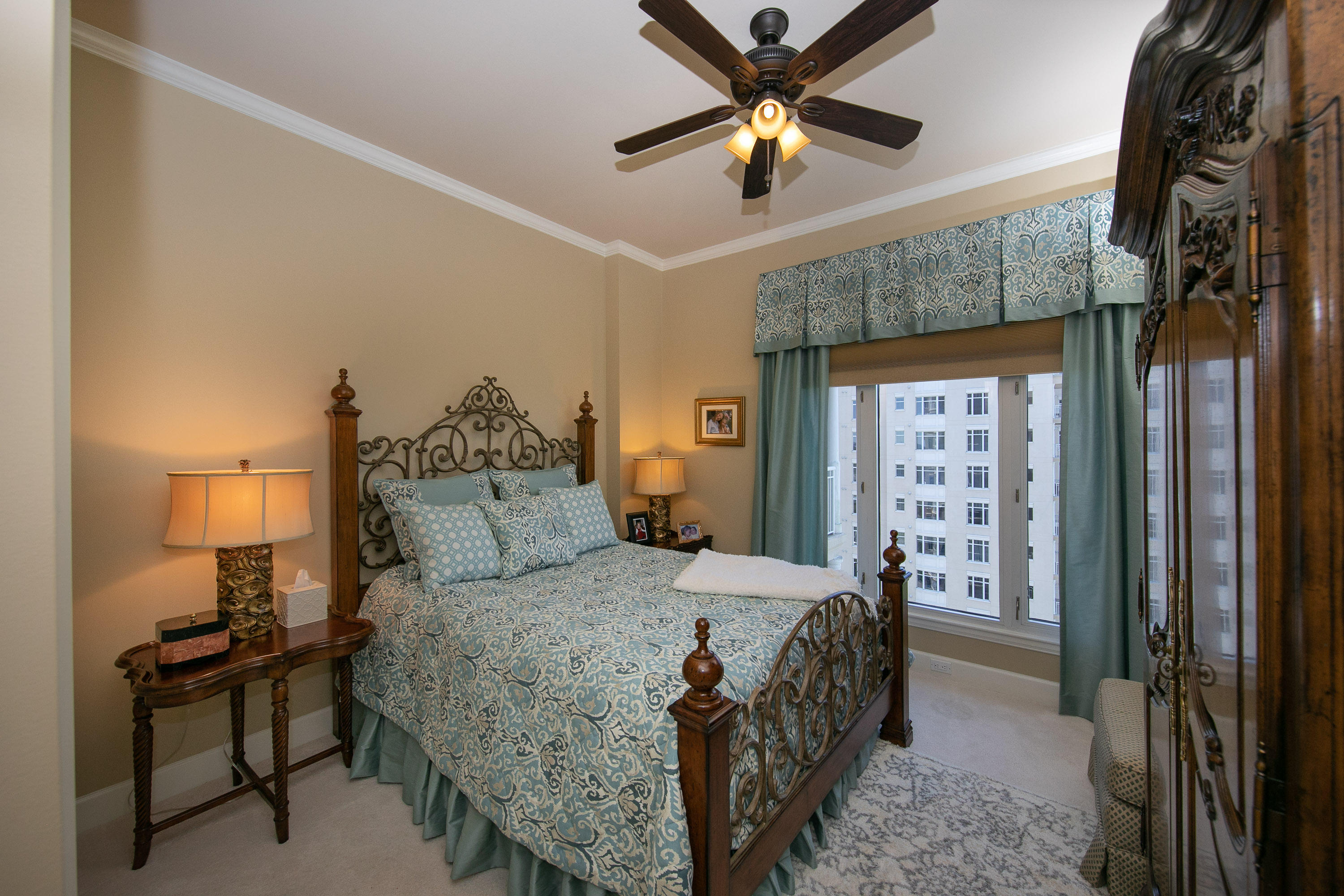 ONE WATER PLACE AT KELLY PLANTATION - Residential