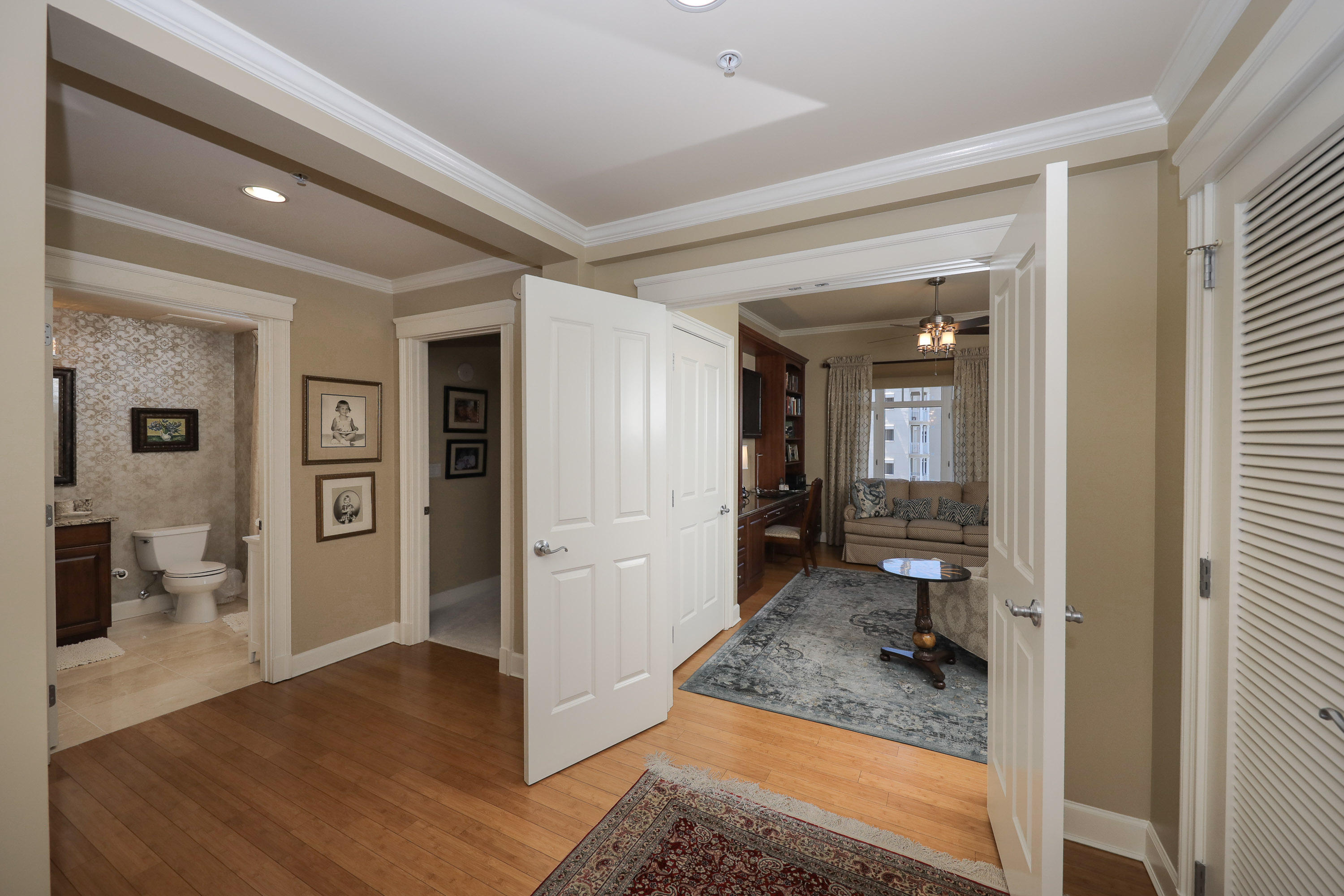 ONE WATER PLACE AT KELLY PLANTATION - Residential