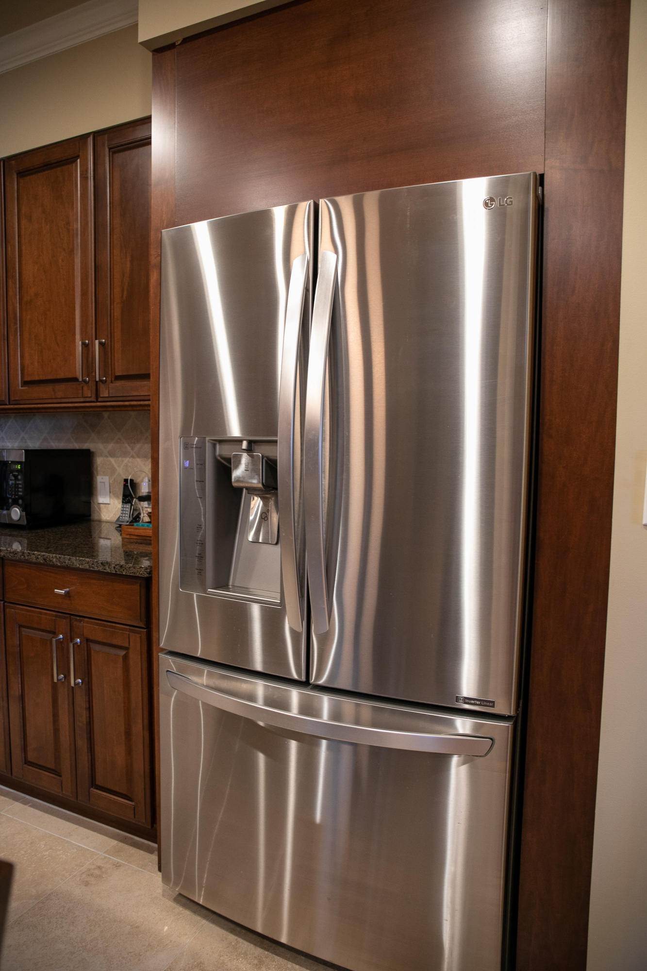 ONE WATER PLACE AT KELLY PLANTATION - Residential