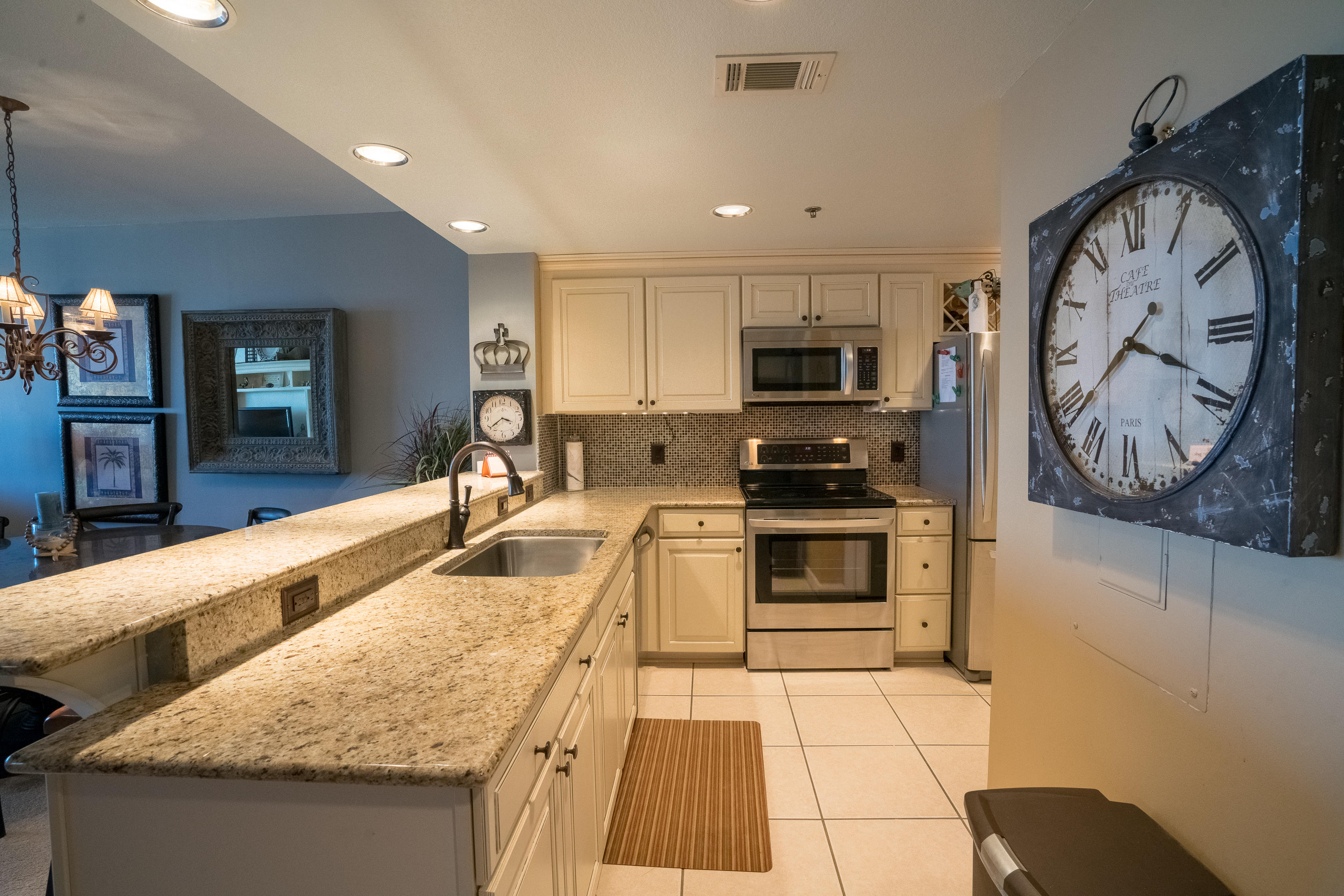 STERLING SHORES - Residential