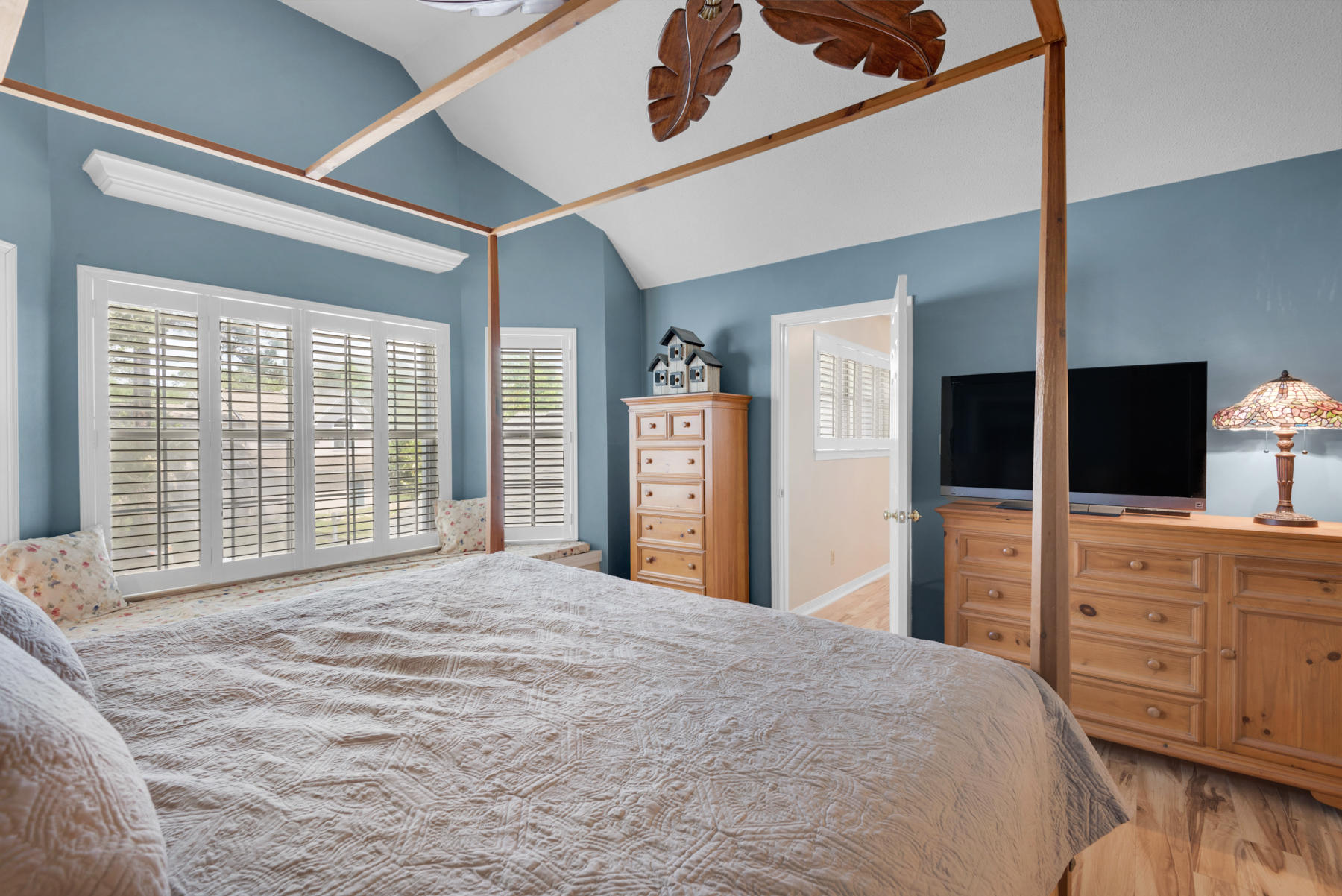 TURNBERRY COURT - Residential