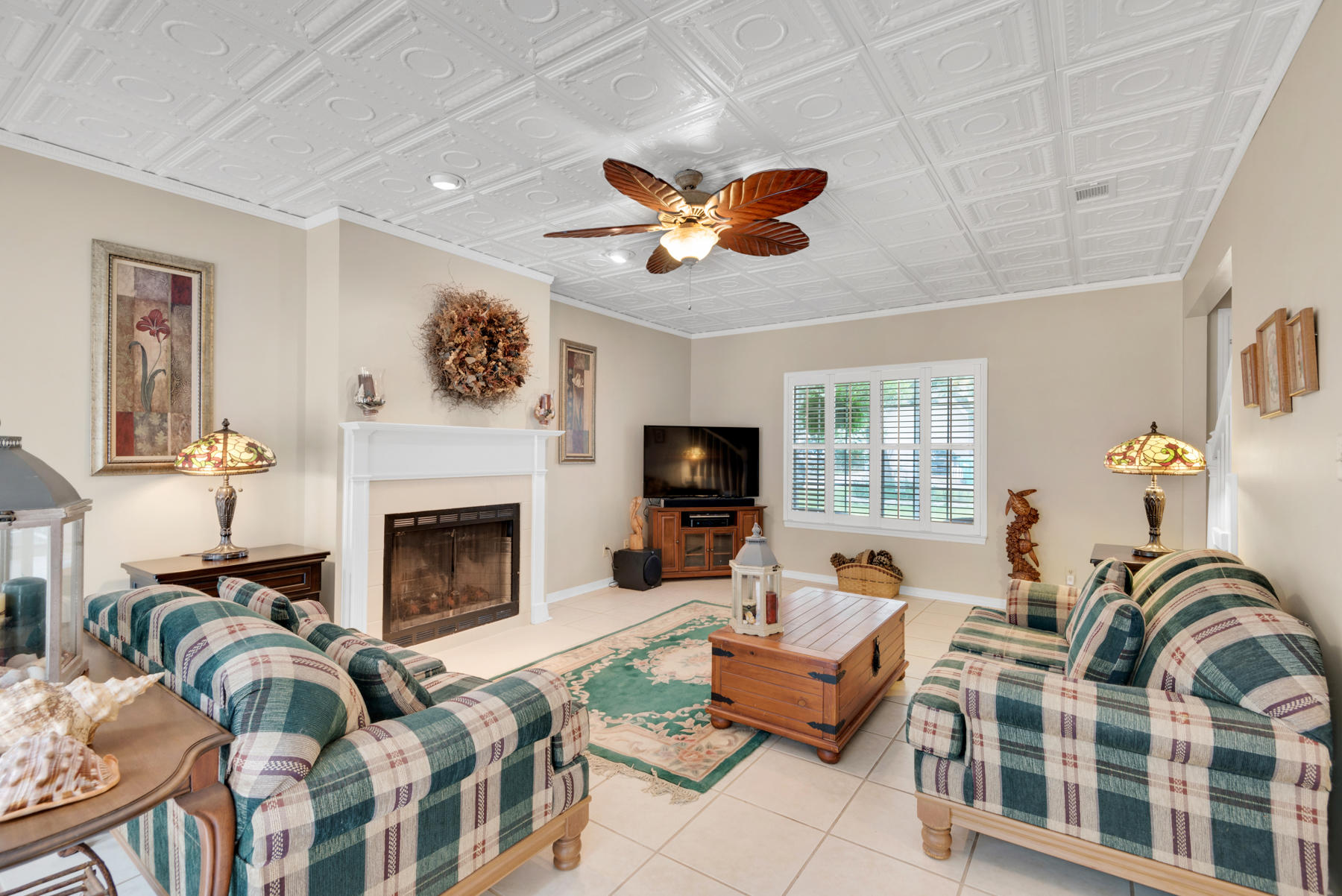 TURNBERRY COURT - Residential