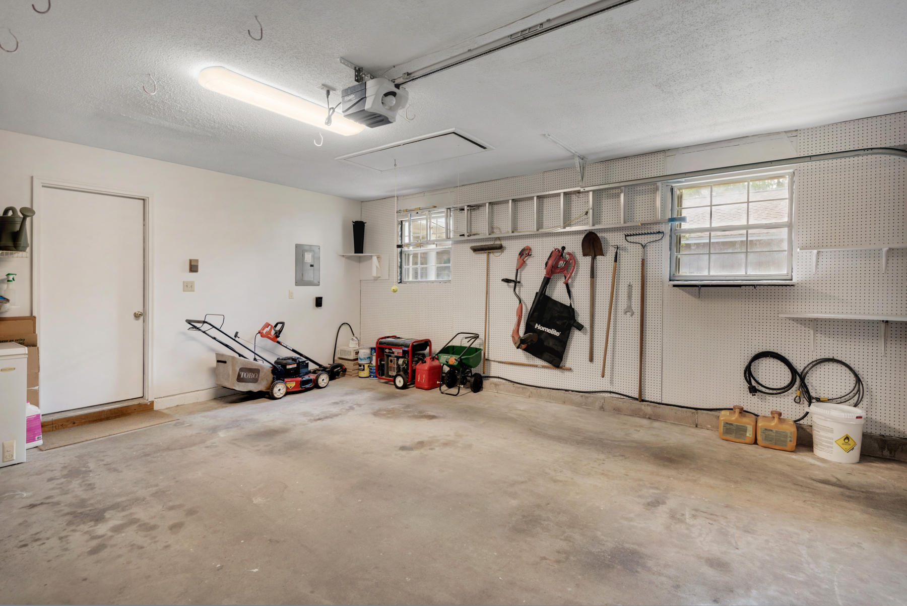 TURNBERRY COURT - Residential