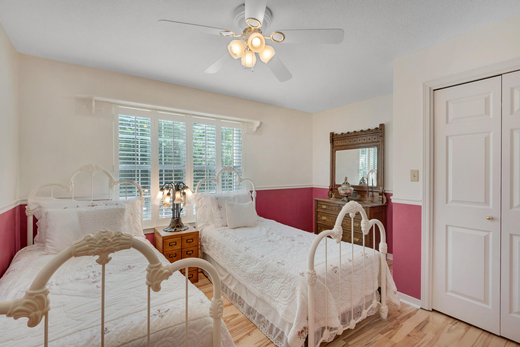 TURNBERRY COURT - Residential