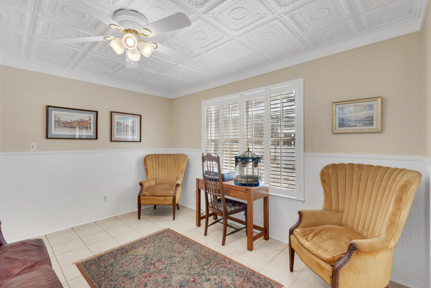 TURNBERRY COURT - Residential