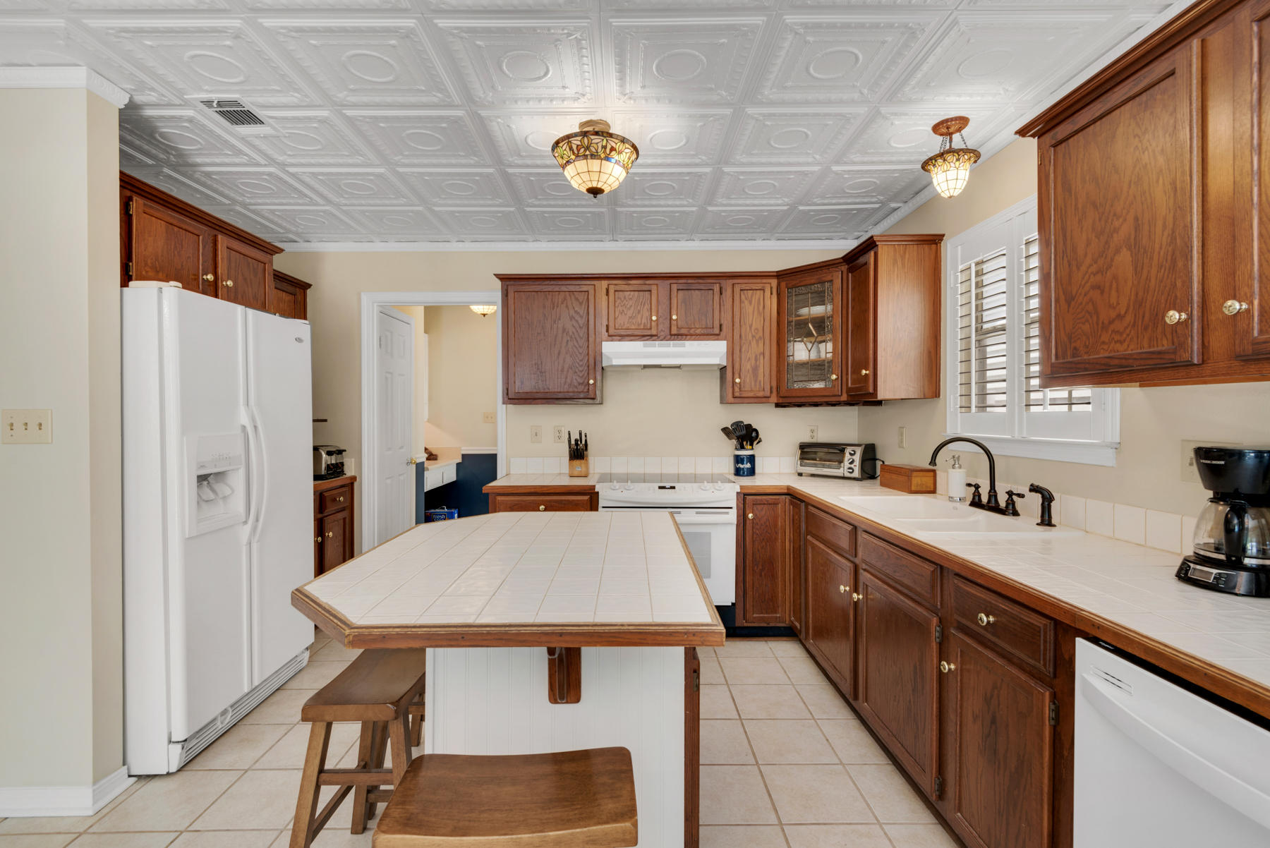 TURNBERRY COURT - Residential