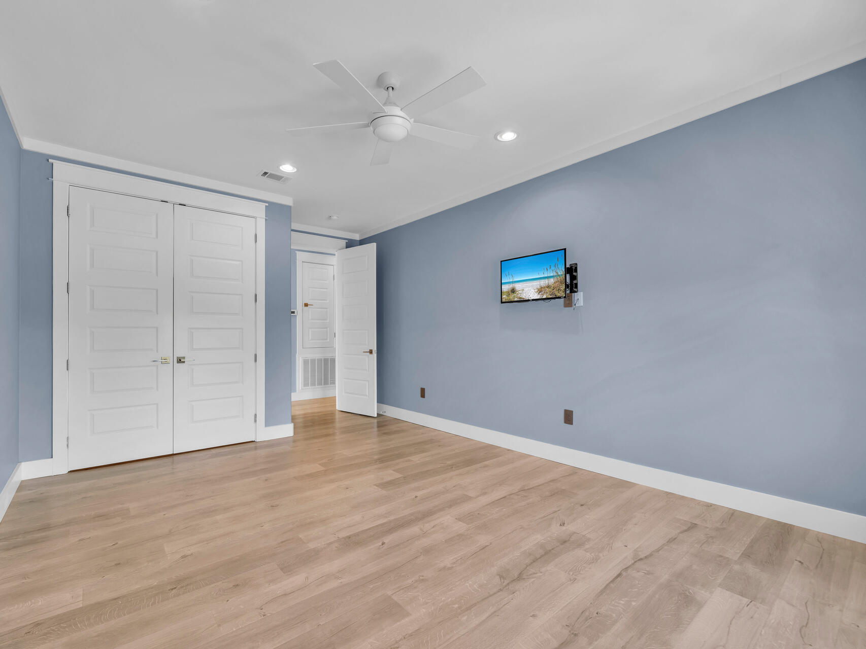 CYPRESS BREEZE PLANTATION - Residential
