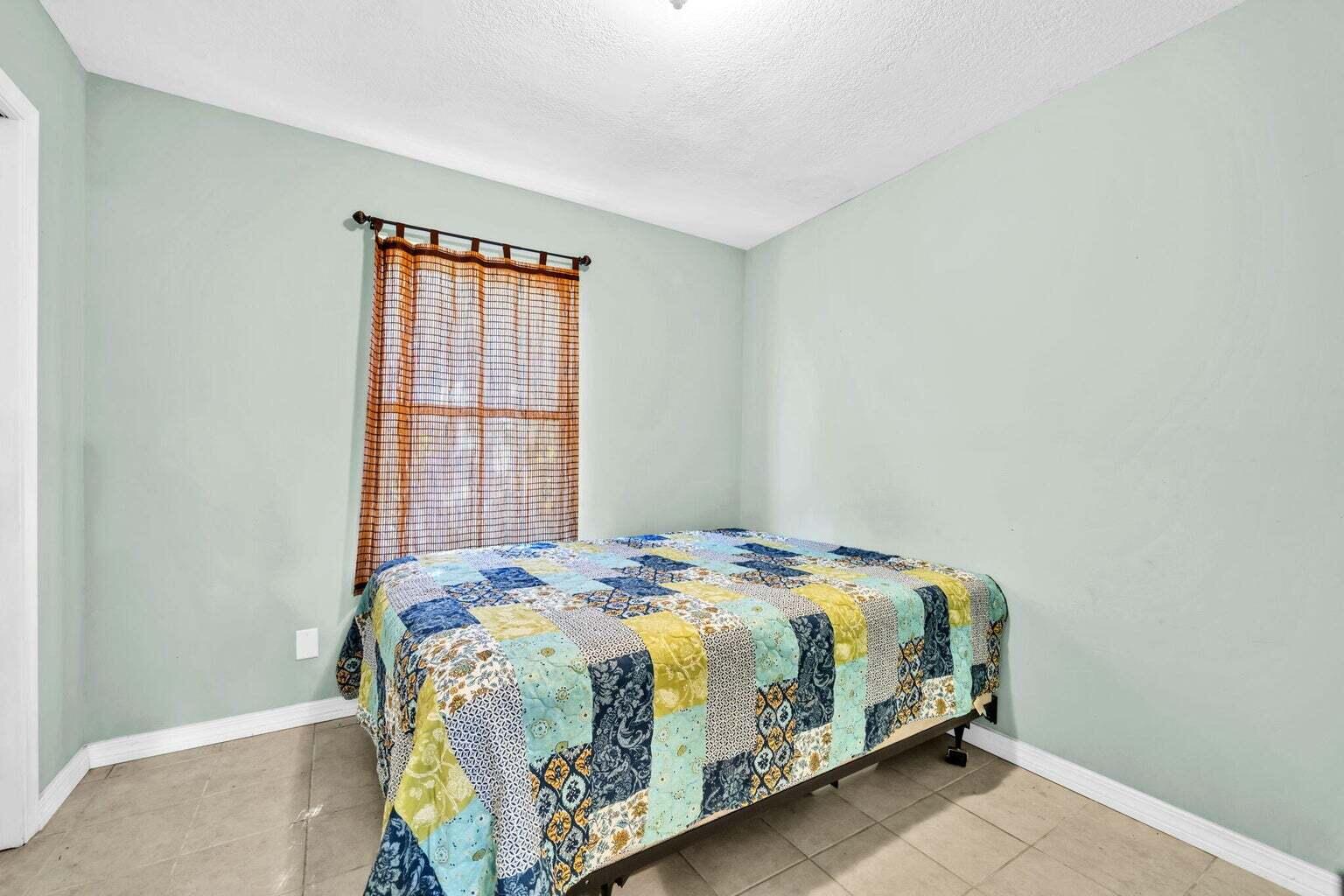 HARBOR T/H - Residential