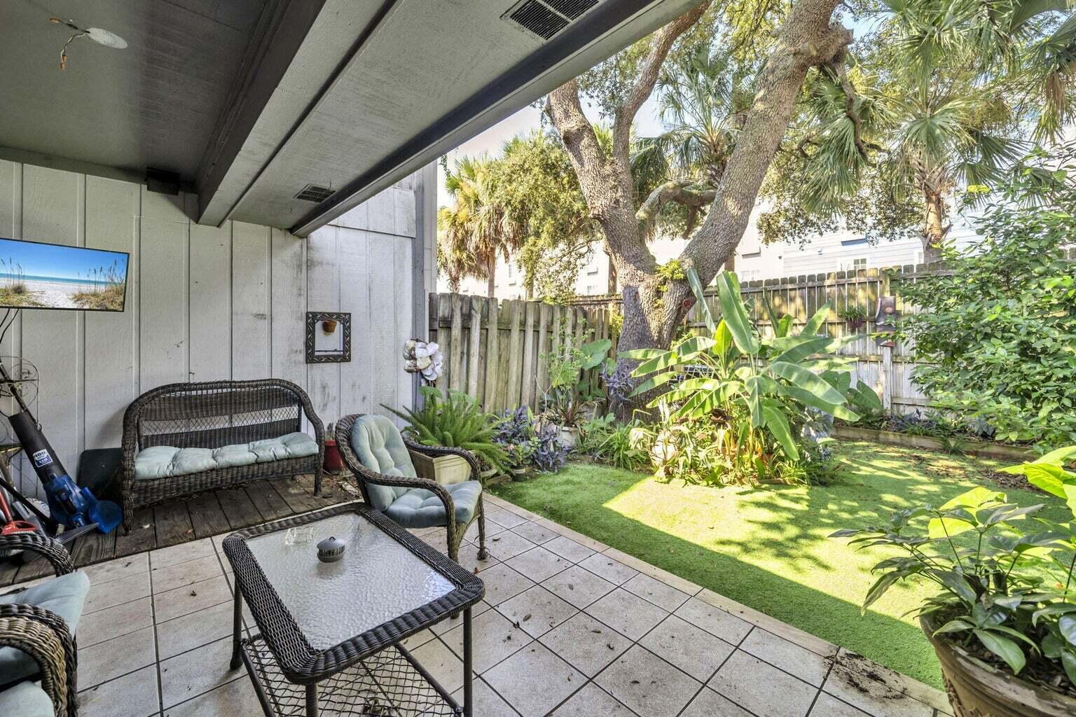 HARBOR T/H - Residential