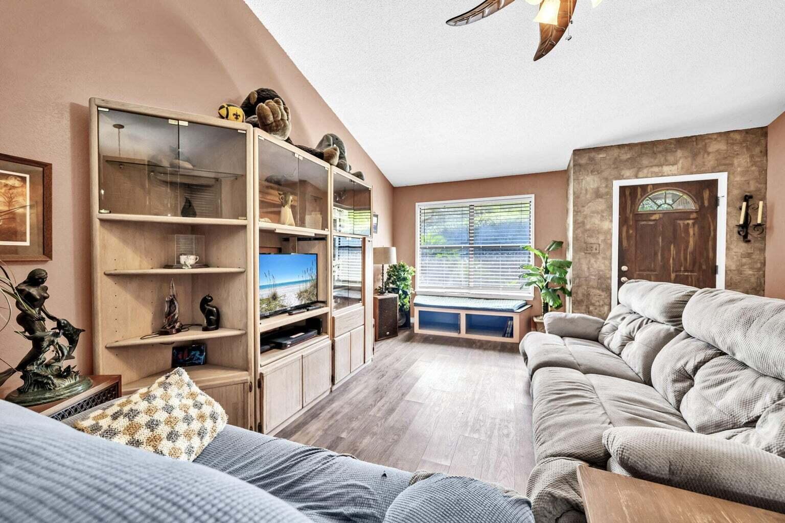 HARBOR T/H - Residential