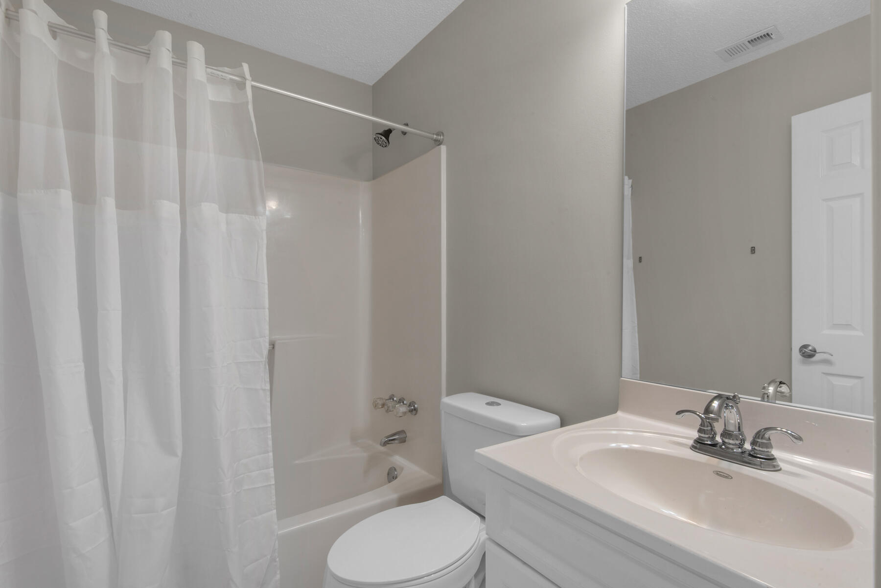 Falcon Ridge - Residential