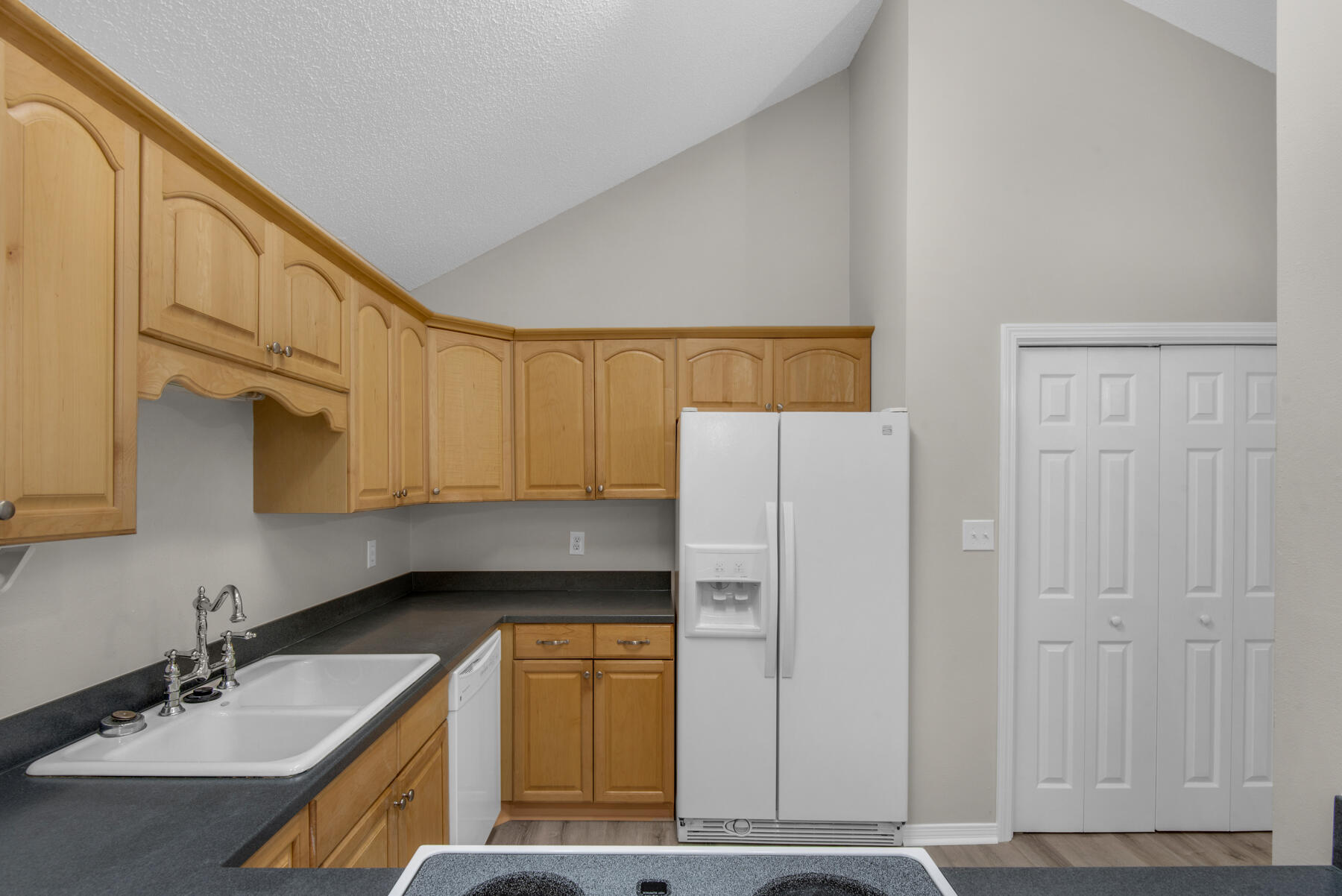 Falcon Ridge - Residential