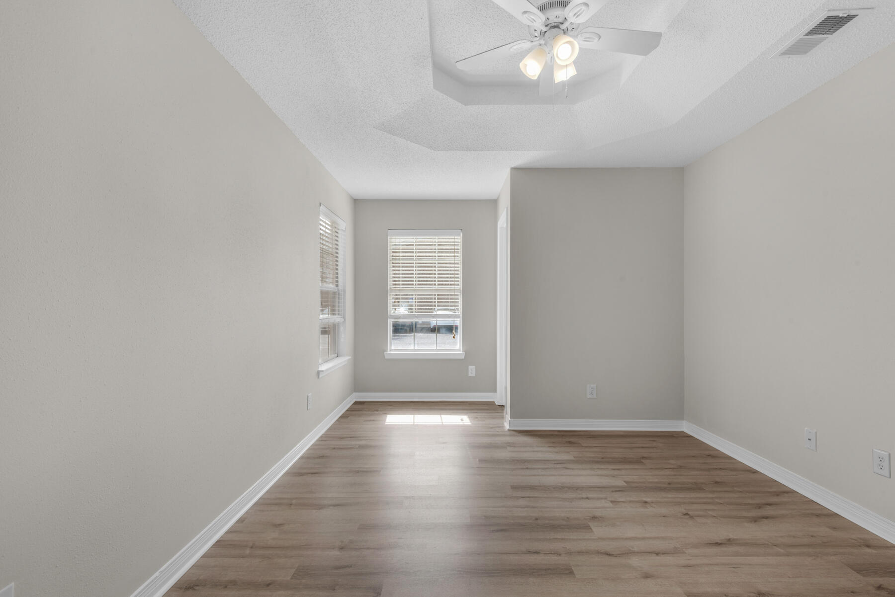 Falcon Ridge - Residential