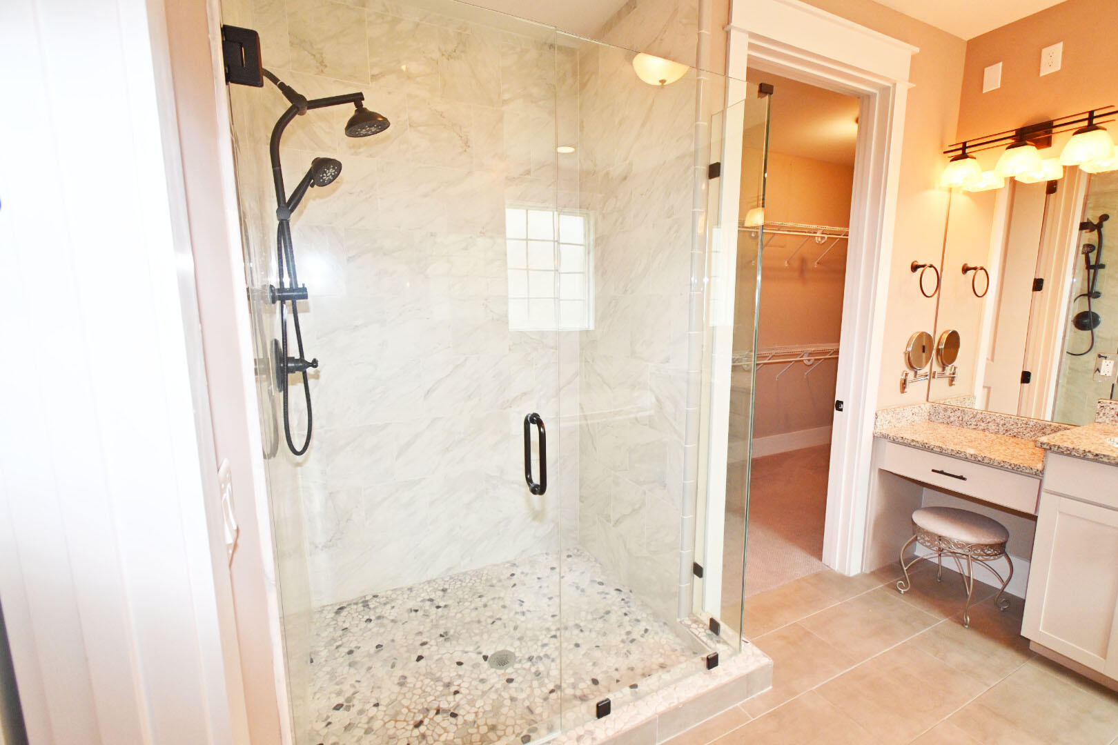 DIAMOND LAKES - Residential