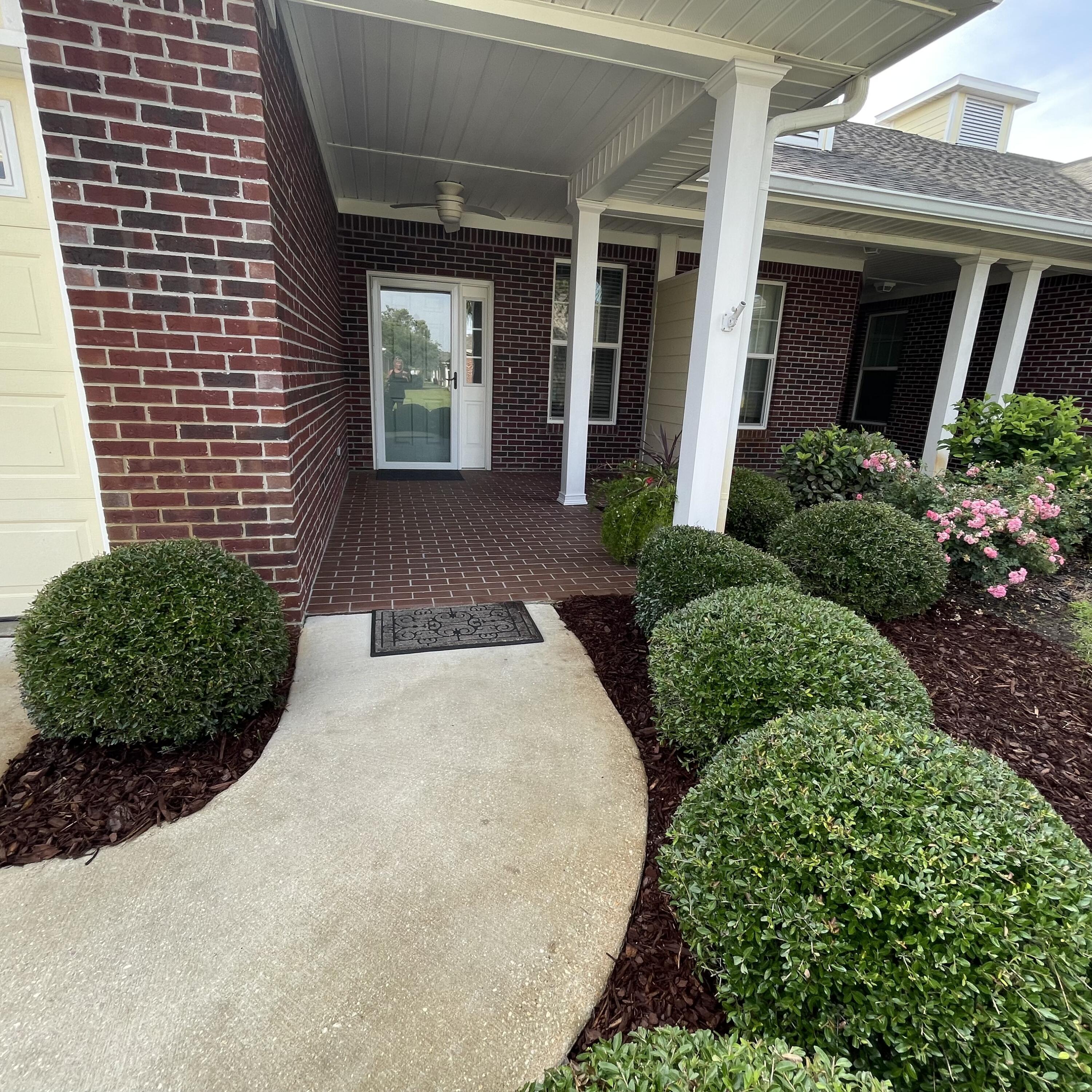 DIAMOND LAKES - Residential