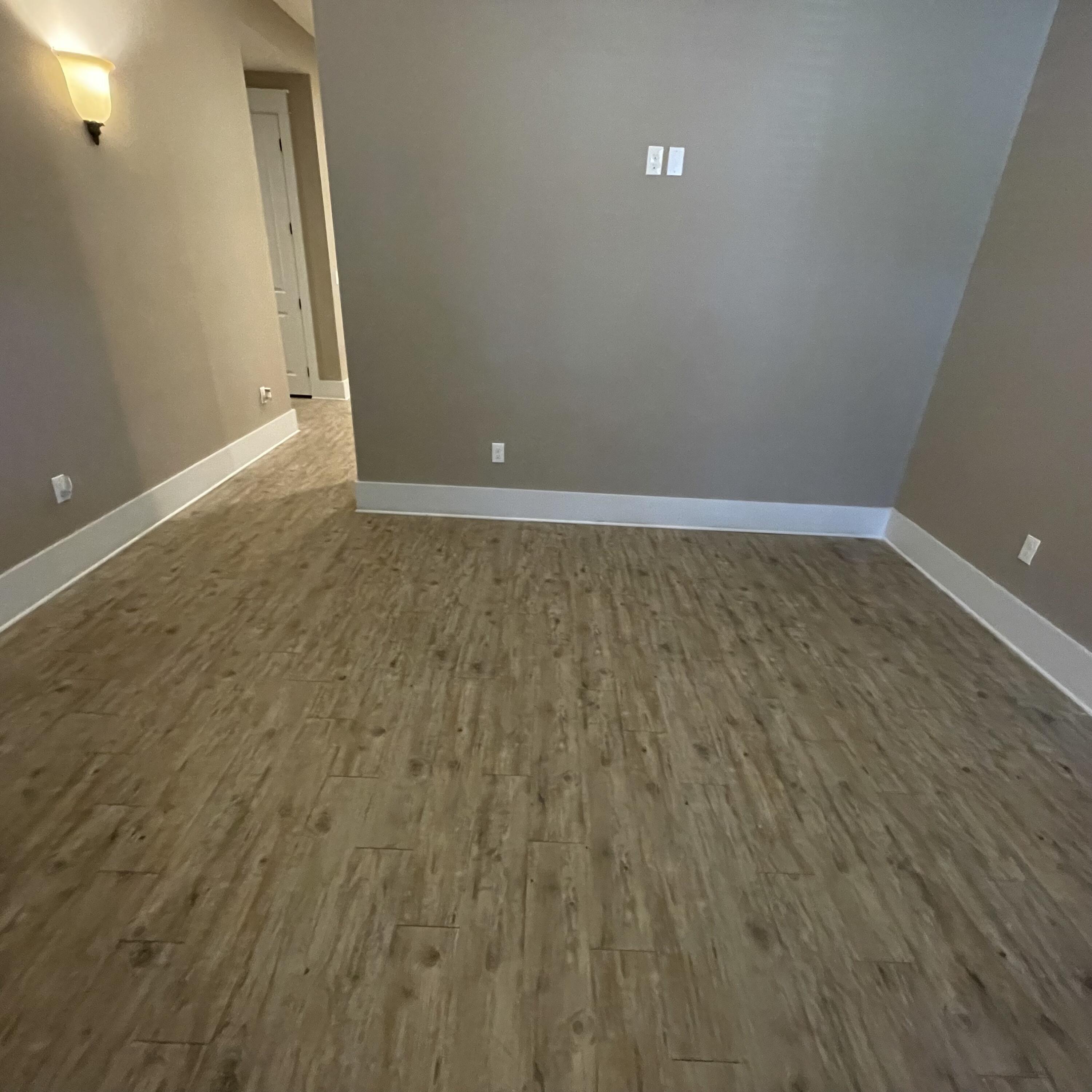 DIAMOND LAKES - Residential