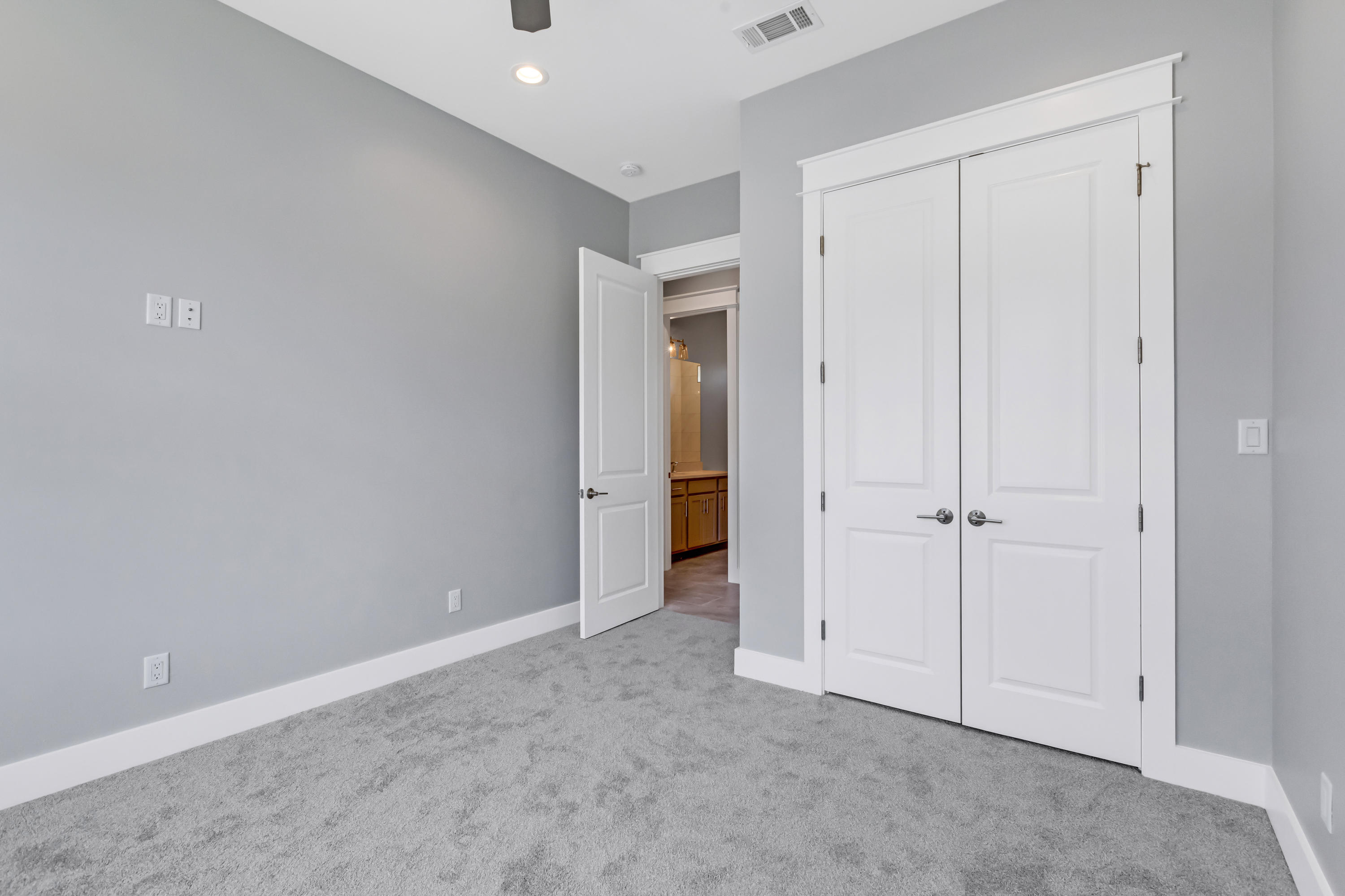 Thompson Woods - Residential