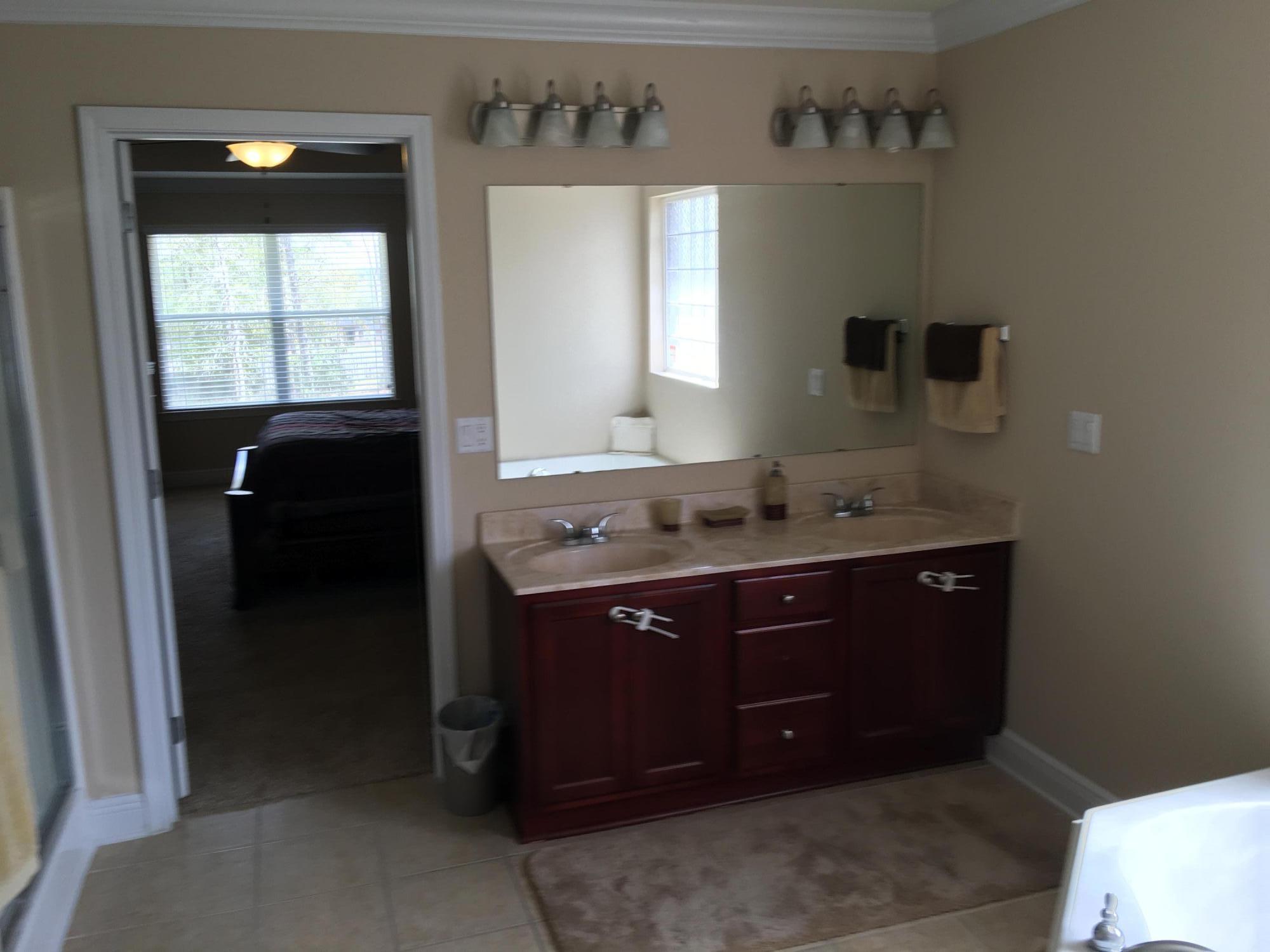 SILVER SPRINGS EST - Residential