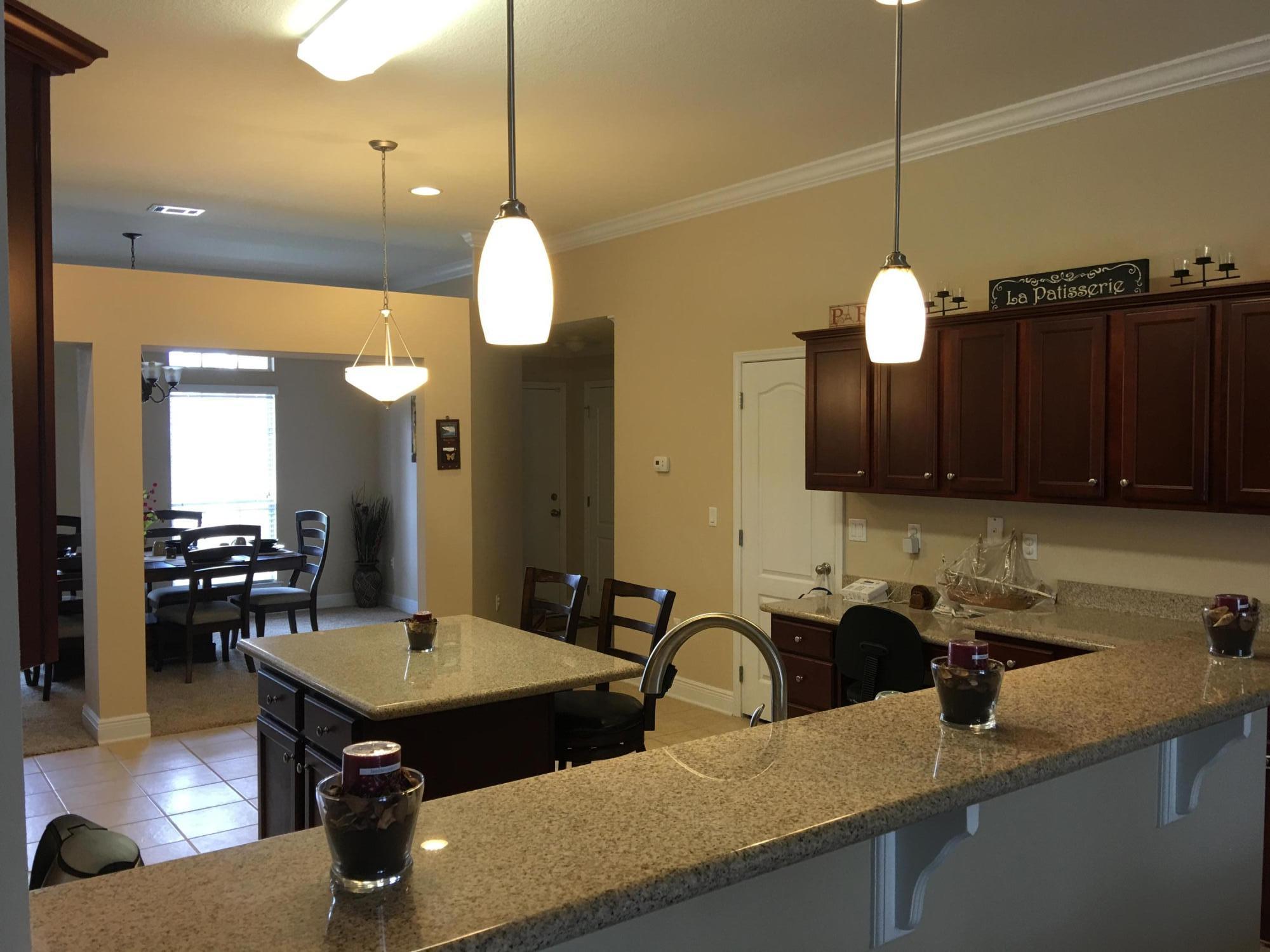 SILVER SPRINGS EST - Residential