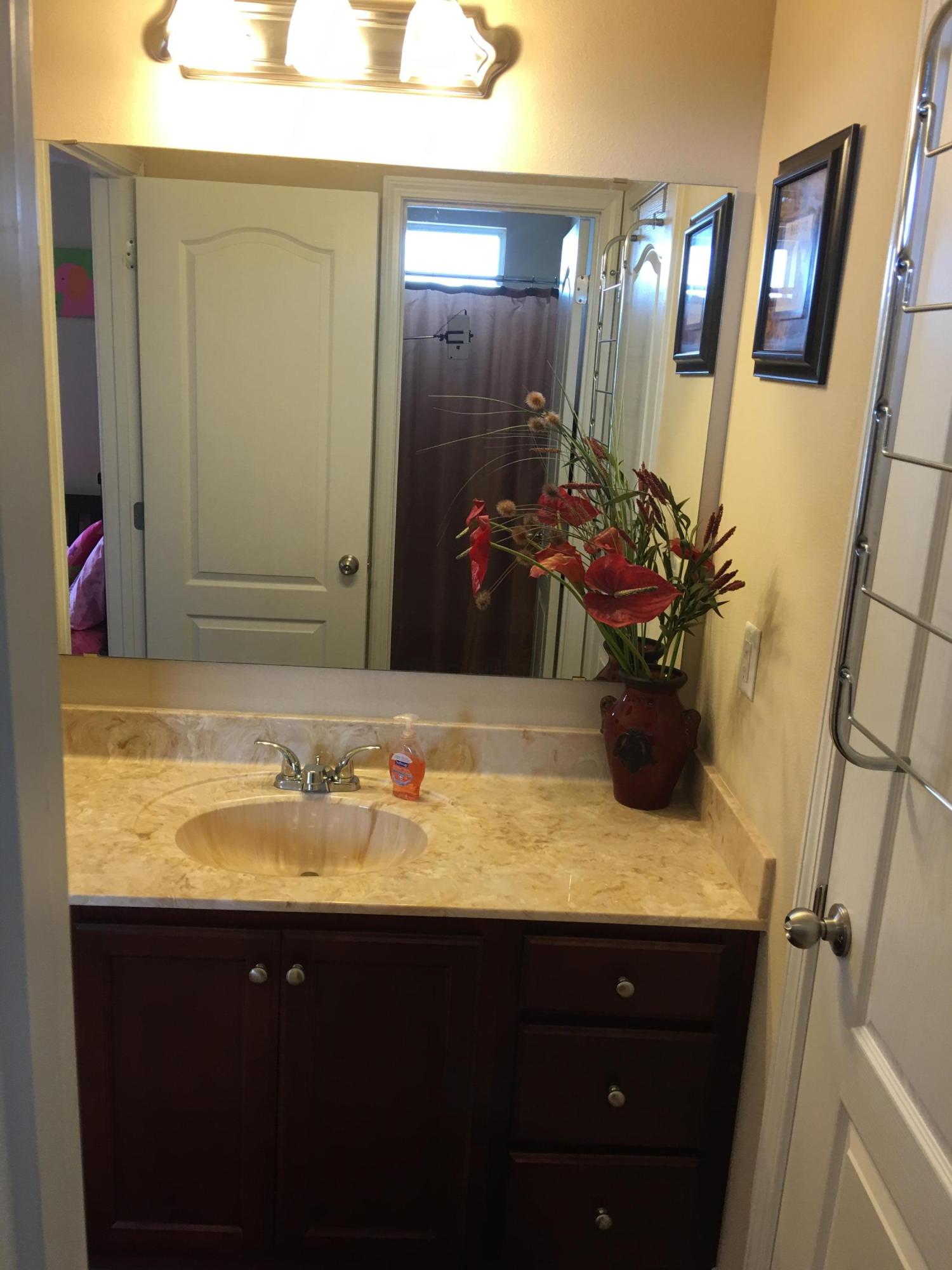 SILVER SPRINGS EST - Residential