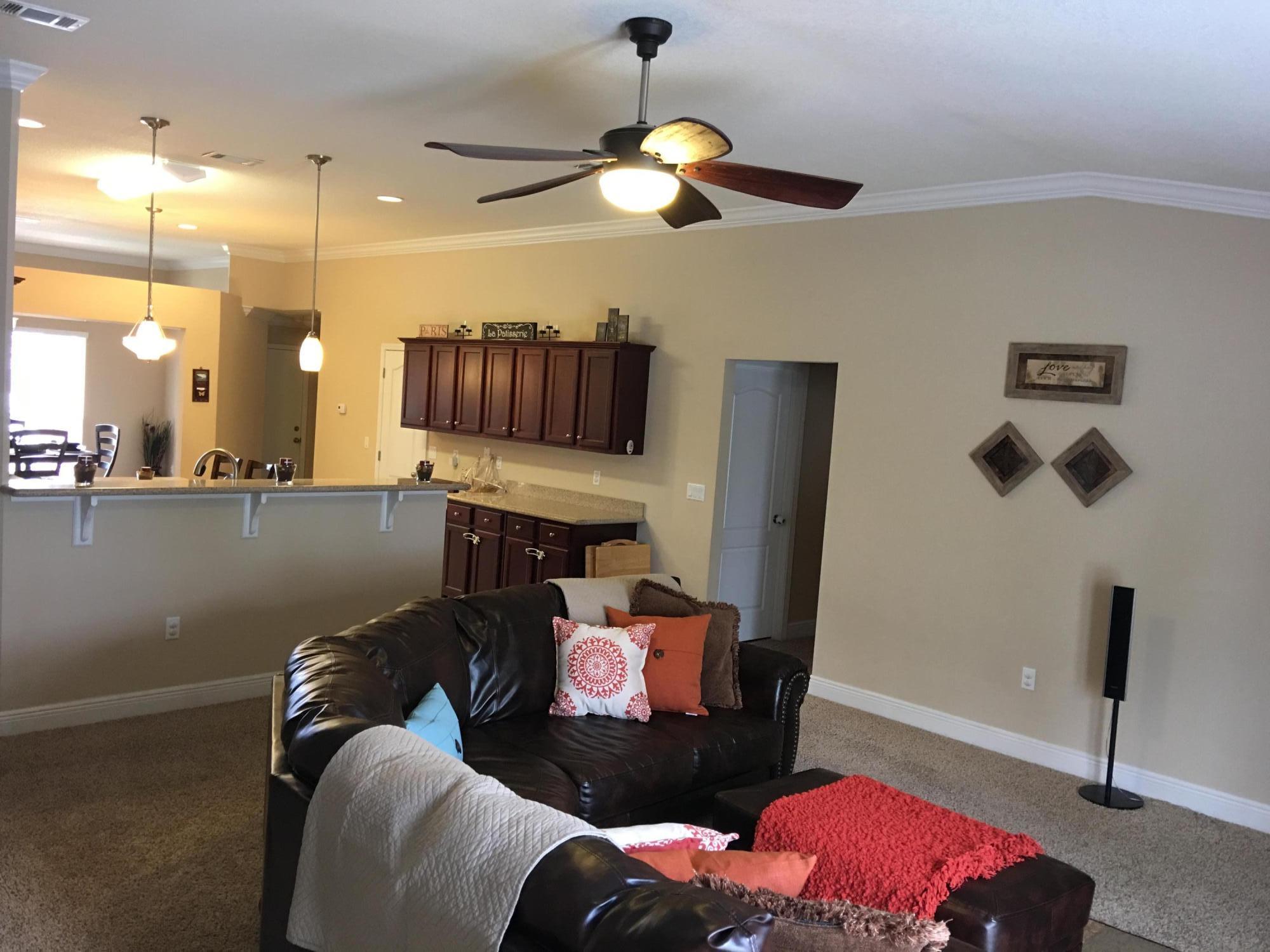 SILVER SPRINGS EST - Residential