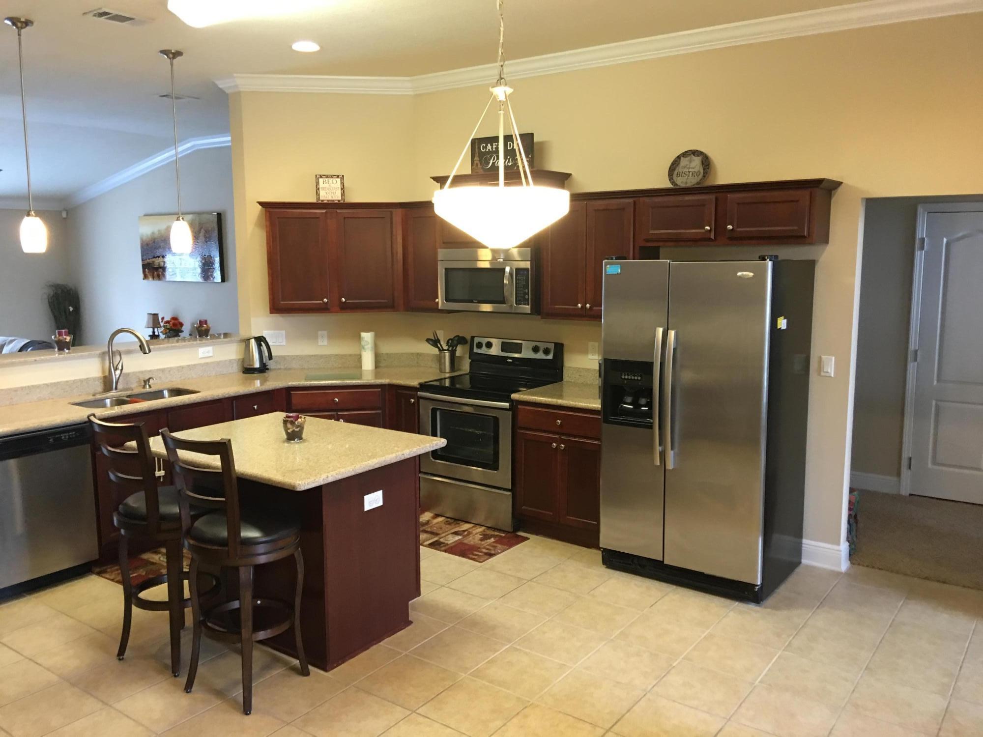 SILVER SPRINGS EST - Residential