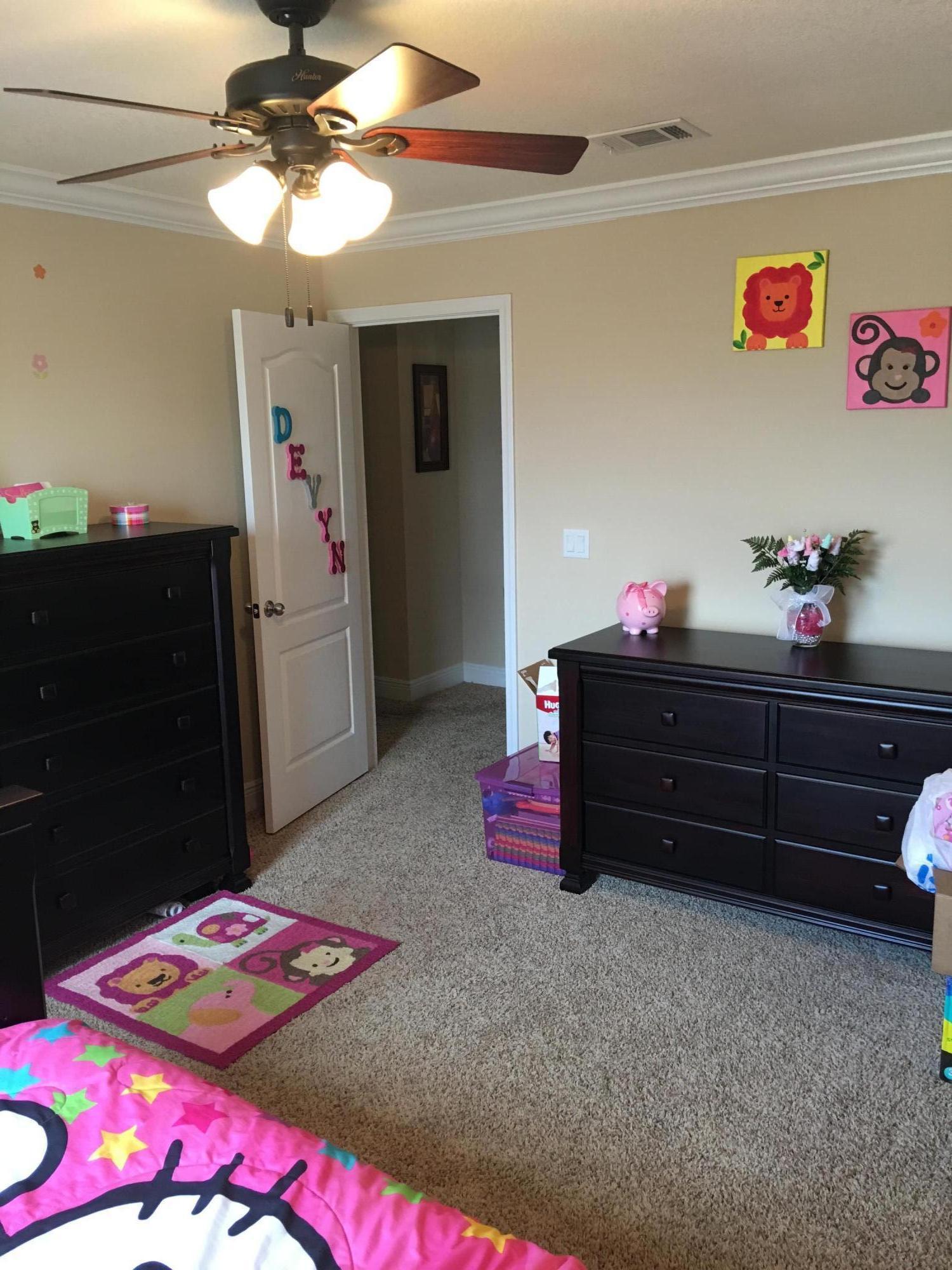 SILVER SPRINGS EST - Residential